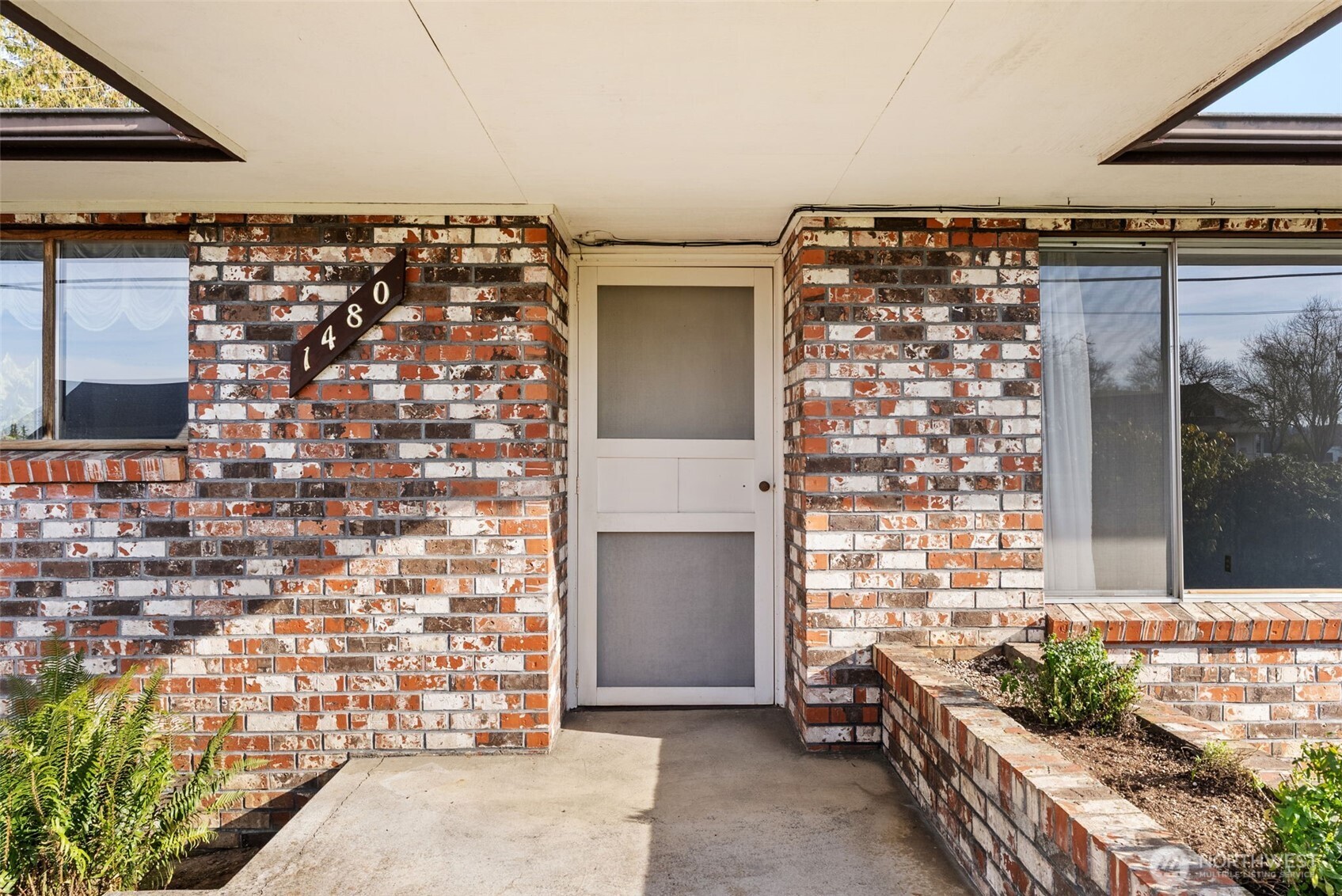 Chehalis, Washington, 98532, United States, 2 Bedrooms Bedrooms, ,1 BathroomBathrooms,Residential,For Sale,2015709