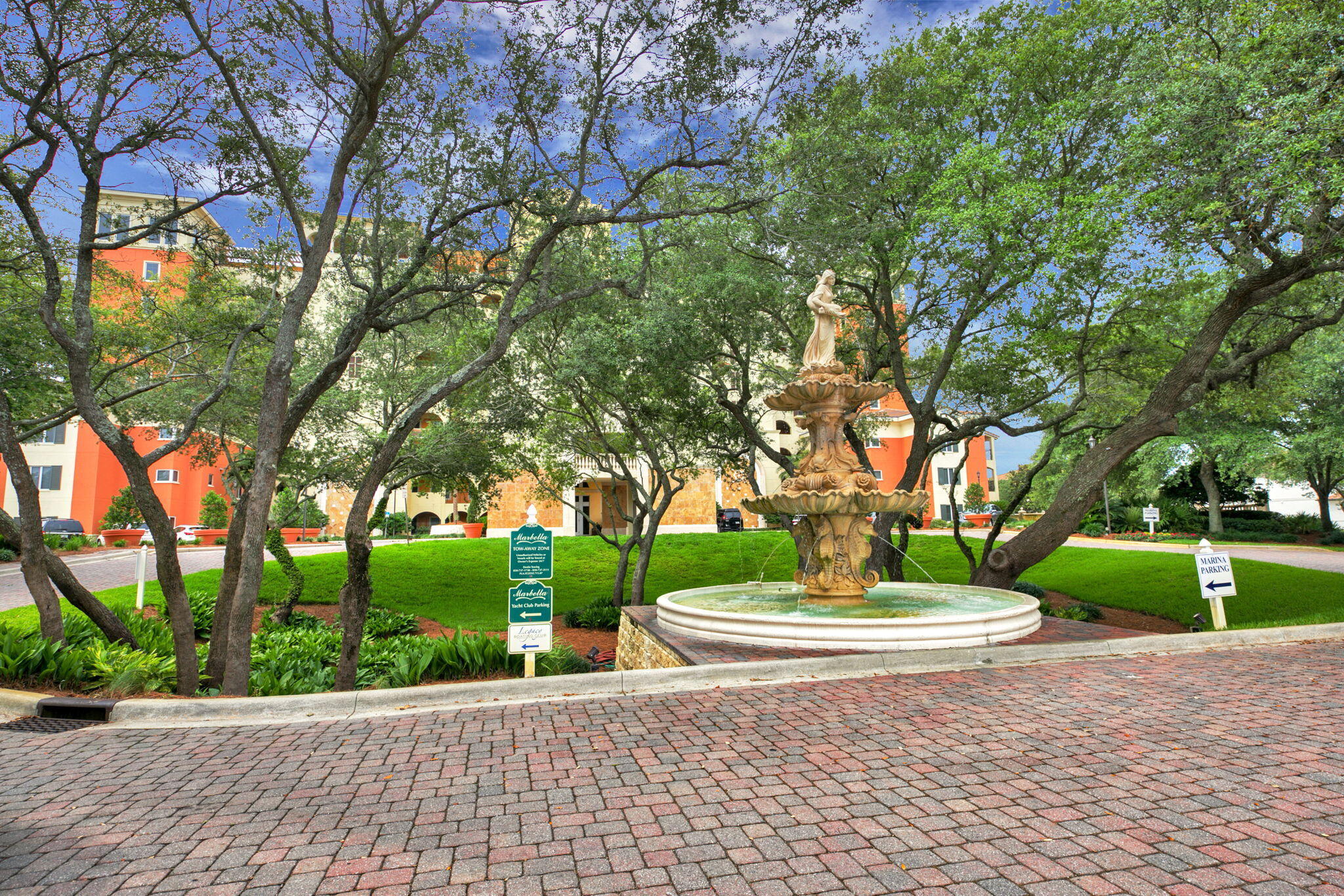 Destin, Florida, 32541, United States, 2 Bedrooms Bedrooms, ,2 BathroomsBathrooms,Residential,For Sale,1847042