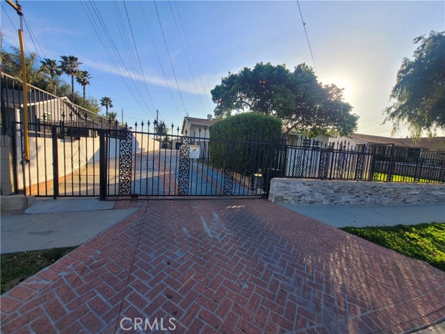 Downey, California, 90241, United States, 9 Bedrooms Bedrooms, ,Residential,For Sale,1763692