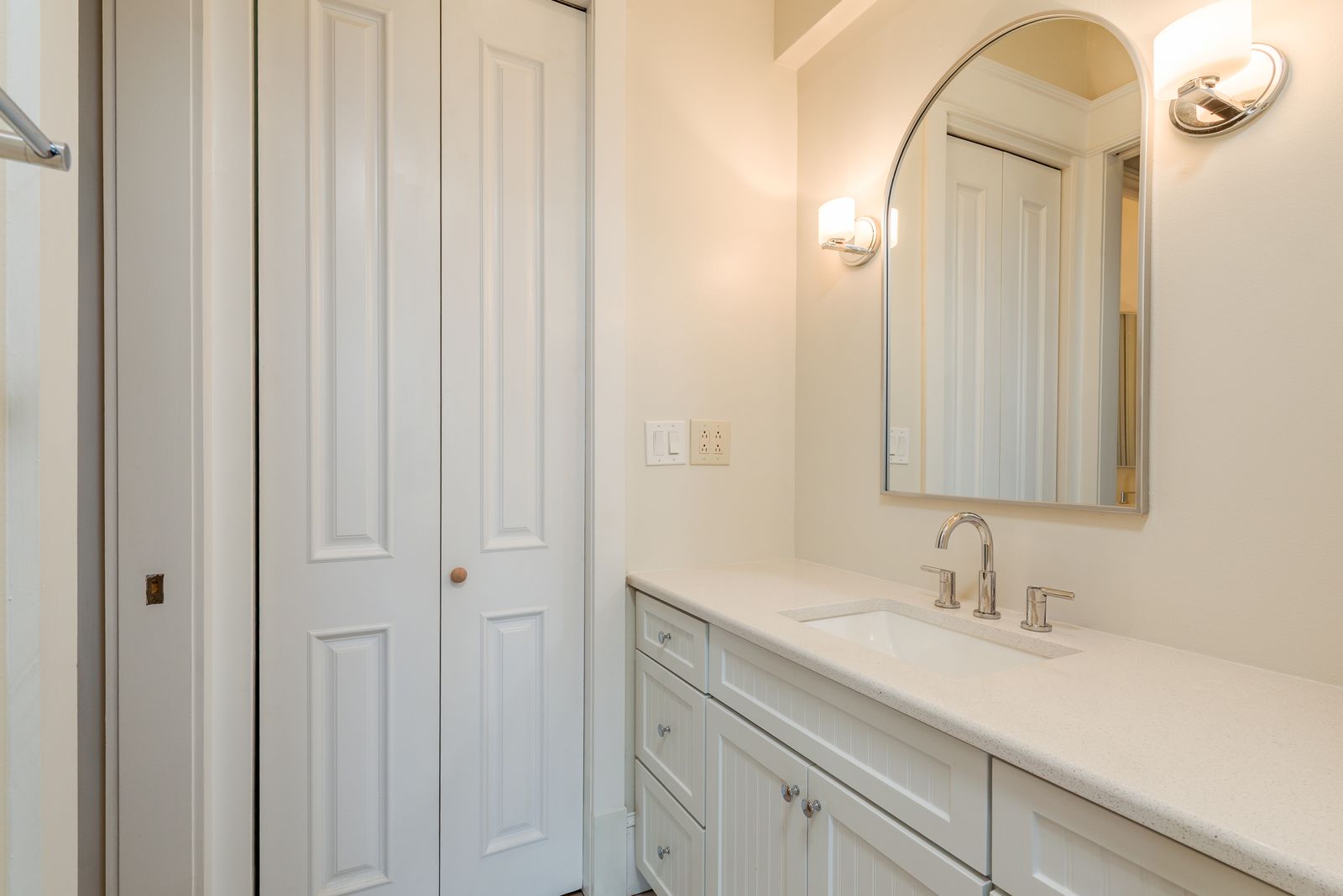 Clearwater, Florida, 33767, United States, 5 Bedrooms Bedrooms, ,5 BathroomsBathrooms,Residential,For Sale,1984474