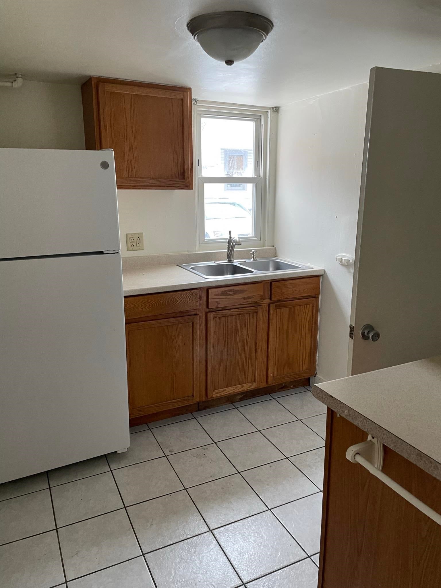 Burlington, Vermont, 05401, United States, 15 Bedrooms Bedrooms, ,3 BathroomsBathrooms,Residential,For Sale,1898966