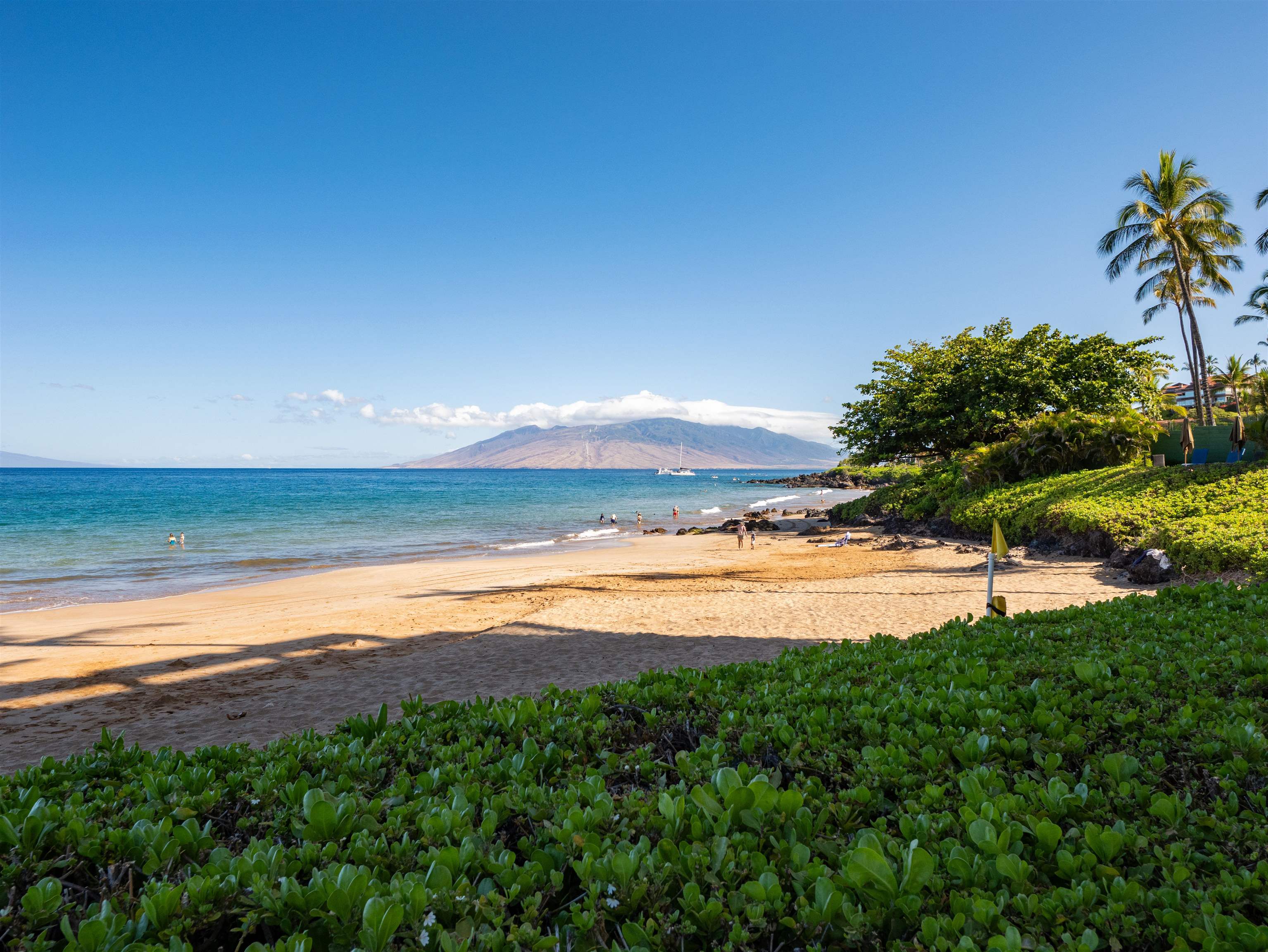 Kihei, Hawaii, 96753, United States, 2 Bedrooms Bedrooms, ,2 BathroomsBathrooms,Residential,For Sale,1989606