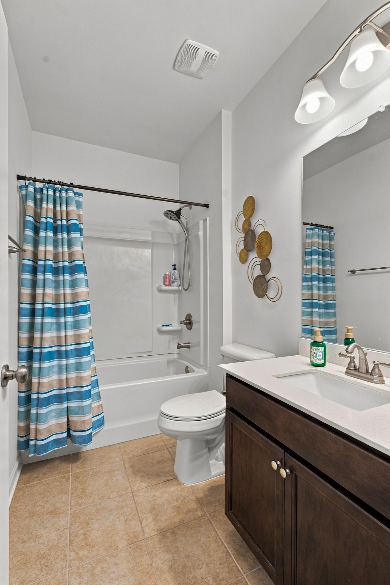  1217 Arroyo Dr, Nashville, TN, 37218 - 物件實景