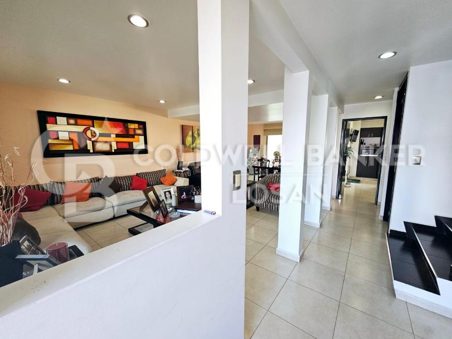 Manel Robles Pezuela, Naucalpan de Juárez, Estado de méxico, 53126, Mexico, 3 Bedrooms Bedrooms, ,3 BathroomsBathrooms,Residential,For Sale,Manel Robles Pezuela,1479400