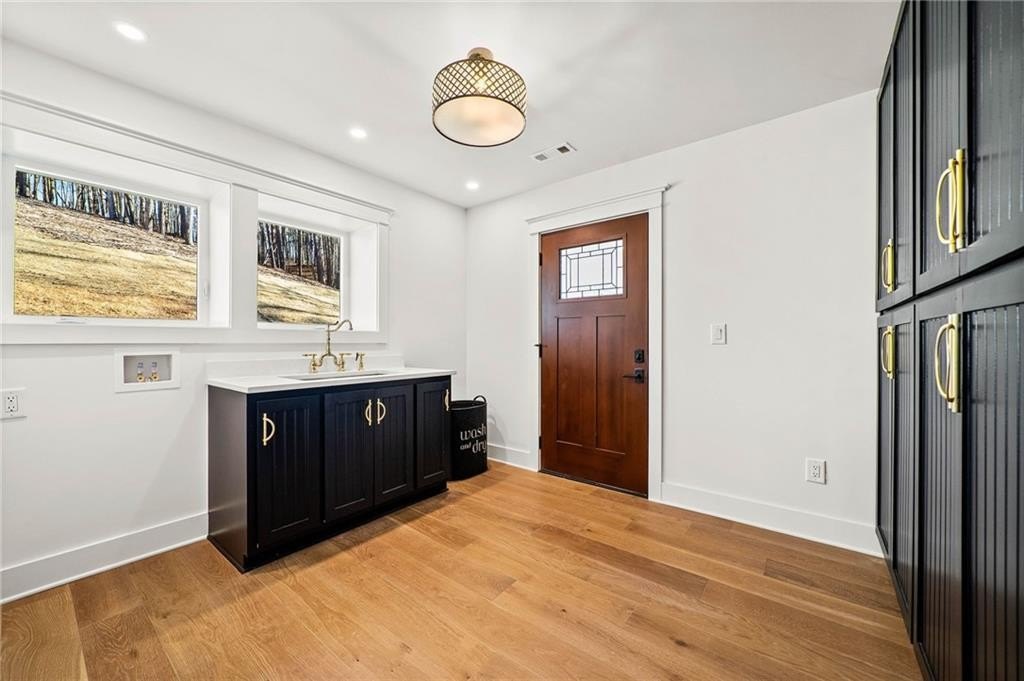 Jasper, Georgia, 30143, United States, 4 Bedrooms Bedrooms, ,4 BathroomsBathrooms,Residential,For Sale,1975292