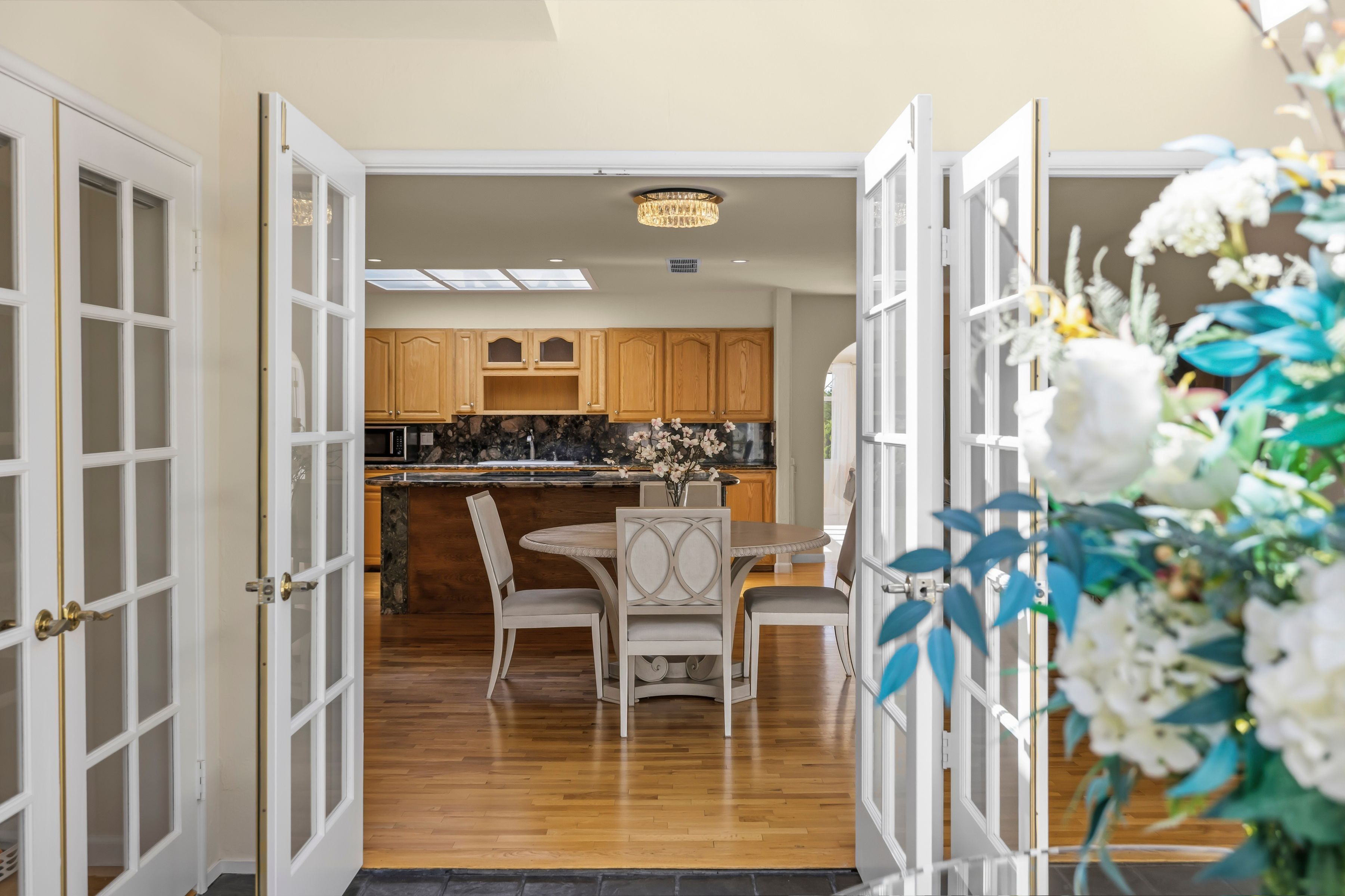  2110 Messina Place, Monterey - 物件實景