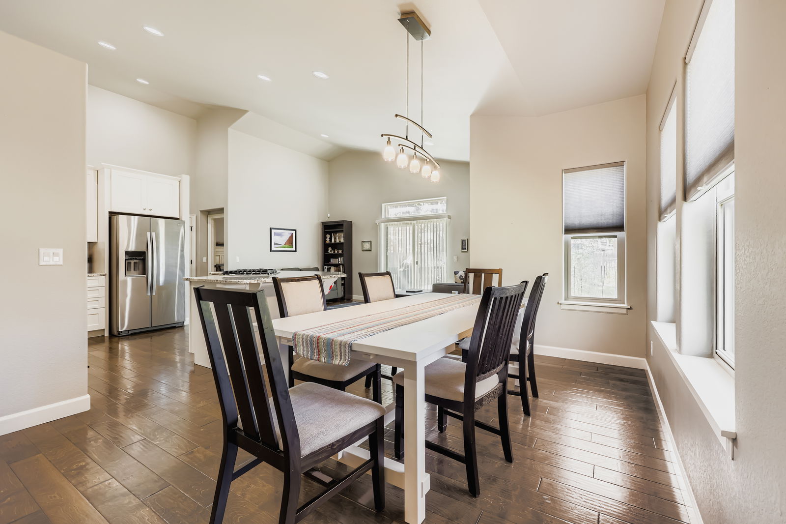 Woodland Park, Colorado, 80863, United States, 3 Bedrooms Bedrooms, ,2 BathroomsBathrooms,Residential,For Sale,1908938