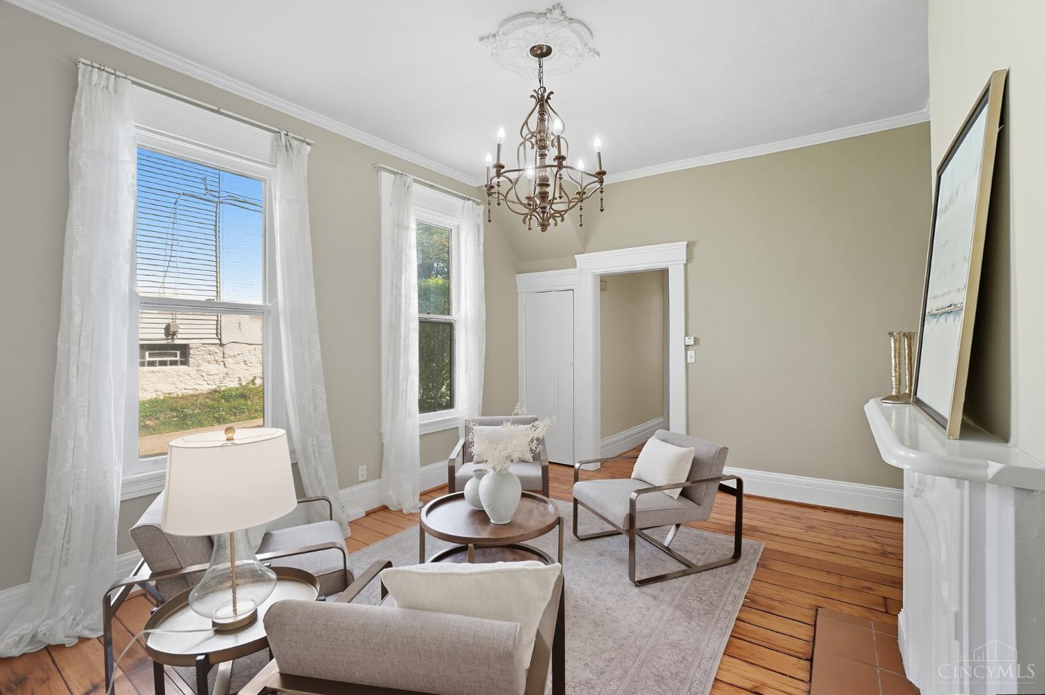 Cincinnati, Ohio, 45226, United States, ,Residential,For Sale,1996186