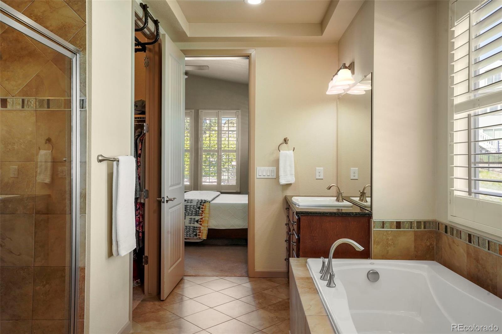 Lakewood, Colorado, 80228, United States, 4 Bedrooms Bedrooms, ,3 BathroomsBathrooms,Residential,For Sale,1791587