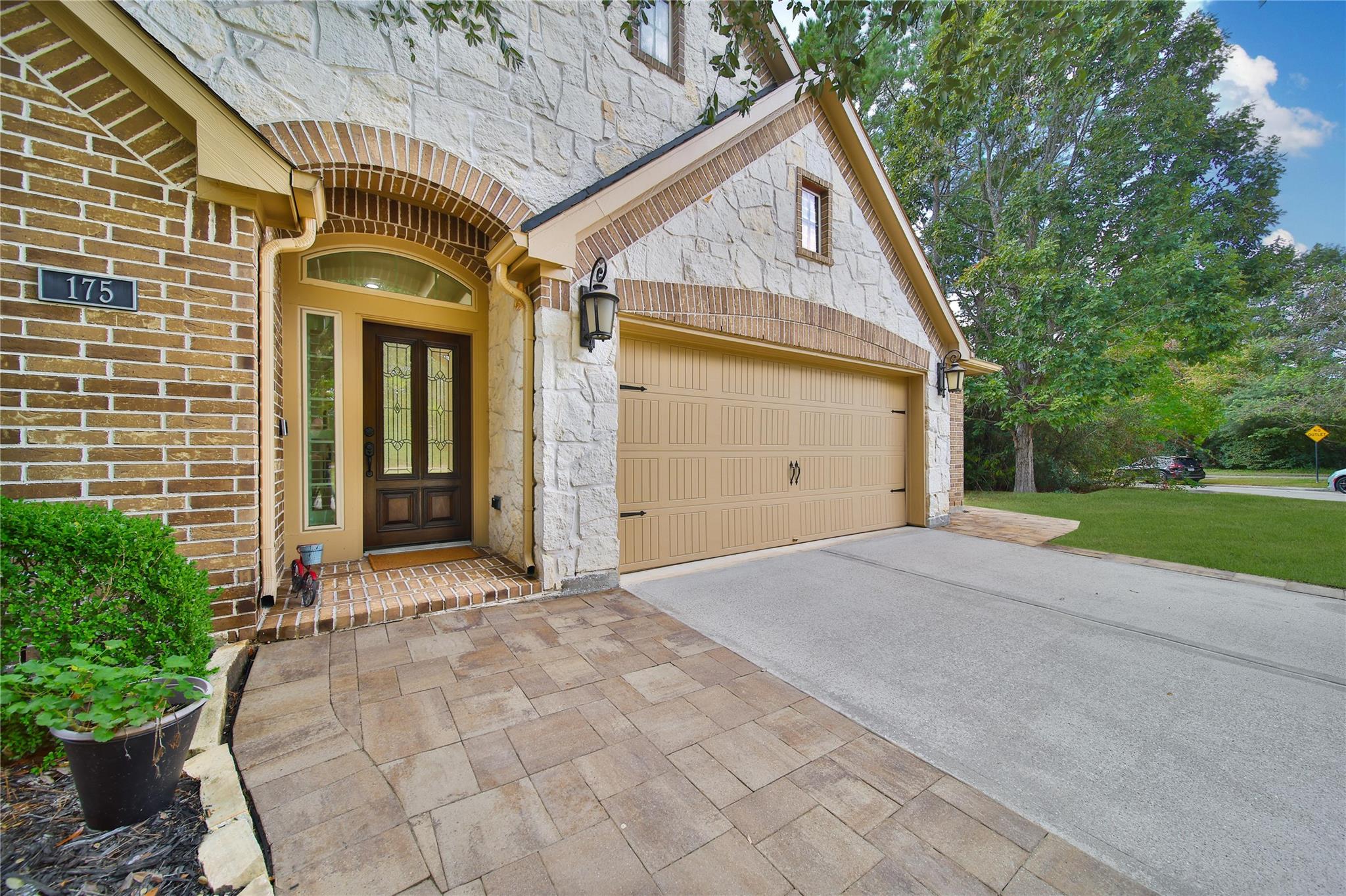 Montgomery, Texas, 77316, United States, 3 Bedrooms Bedrooms, ,3 BathroomsBathrooms,Residential,For Sale,1992455