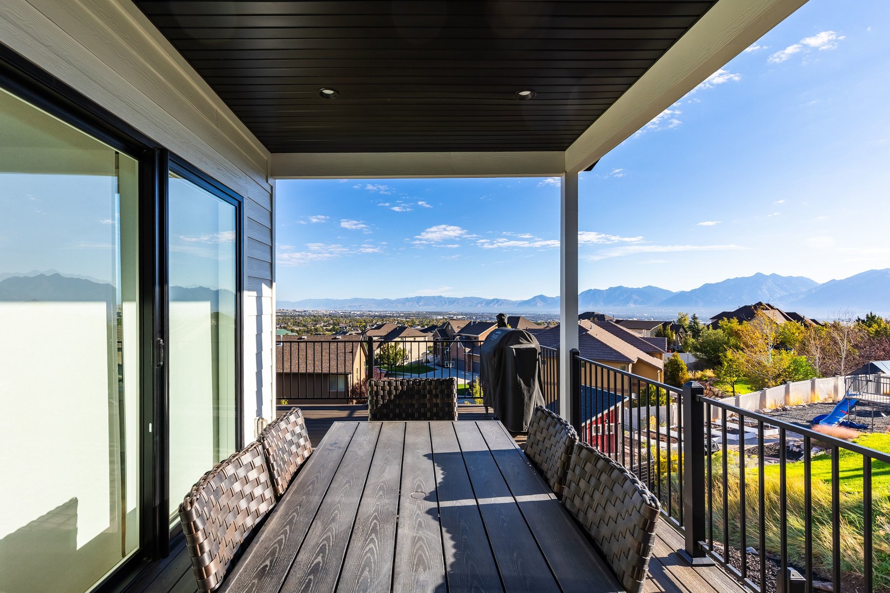  where  exceptional design meets elevated living - 物件實景