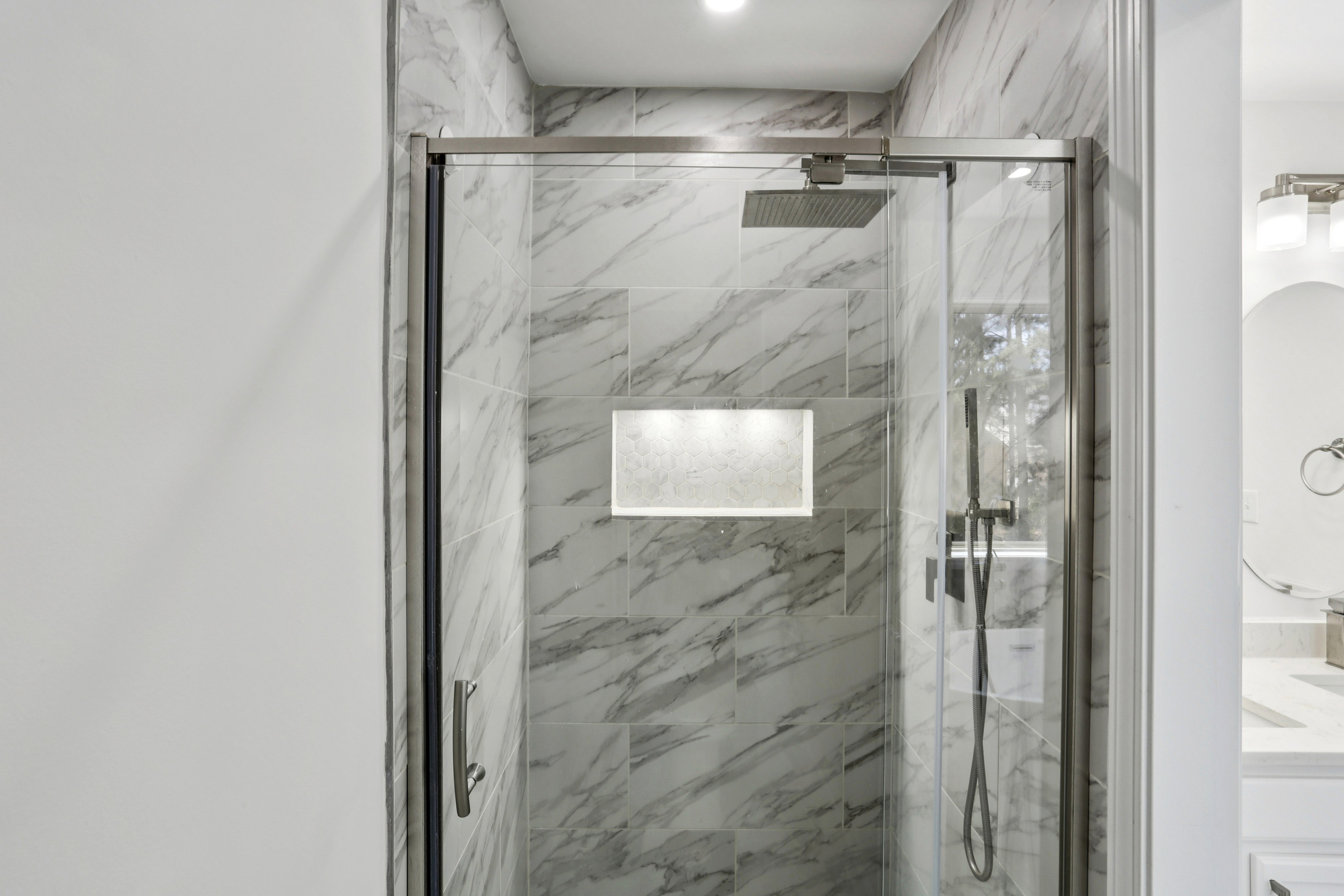  Spacious Three Level Townhome in the Desirable Thorncrest Community - 物件實景