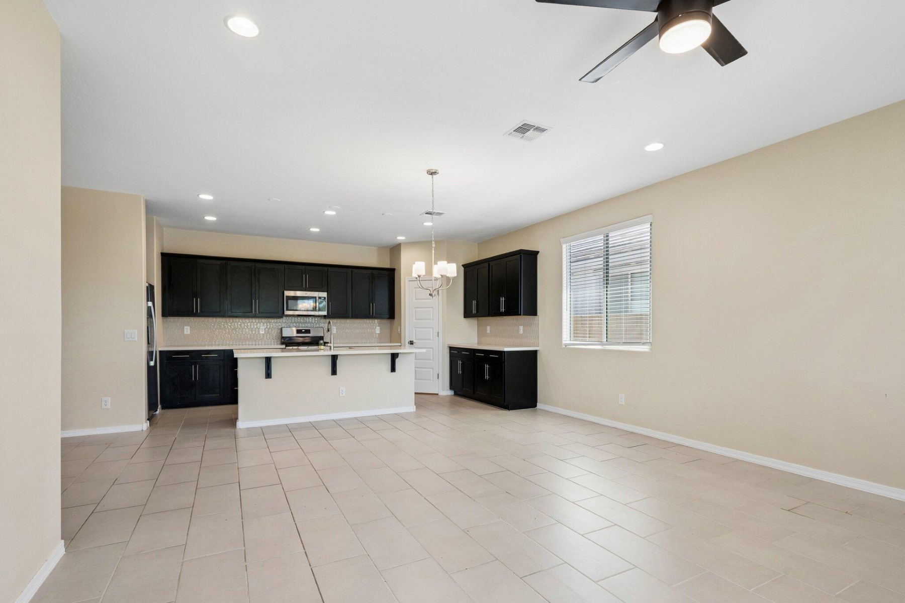  25572 N 142nd Lane  Surprise, AZ - 物件實景
