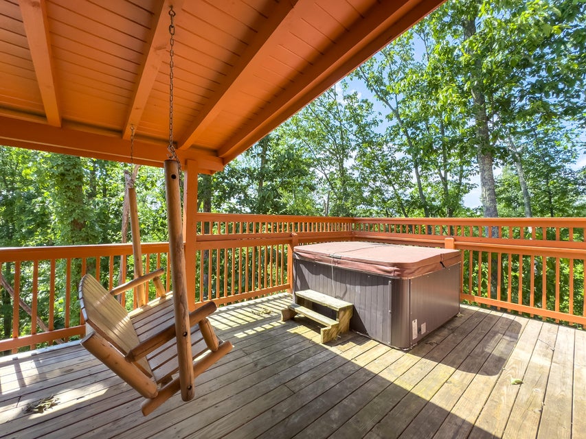 Sevierville, Tennessee, 37876, United States, 13 Bedrooms Bedrooms, ,14 BathroomsBathrooms,Residential,For Sale,1974606