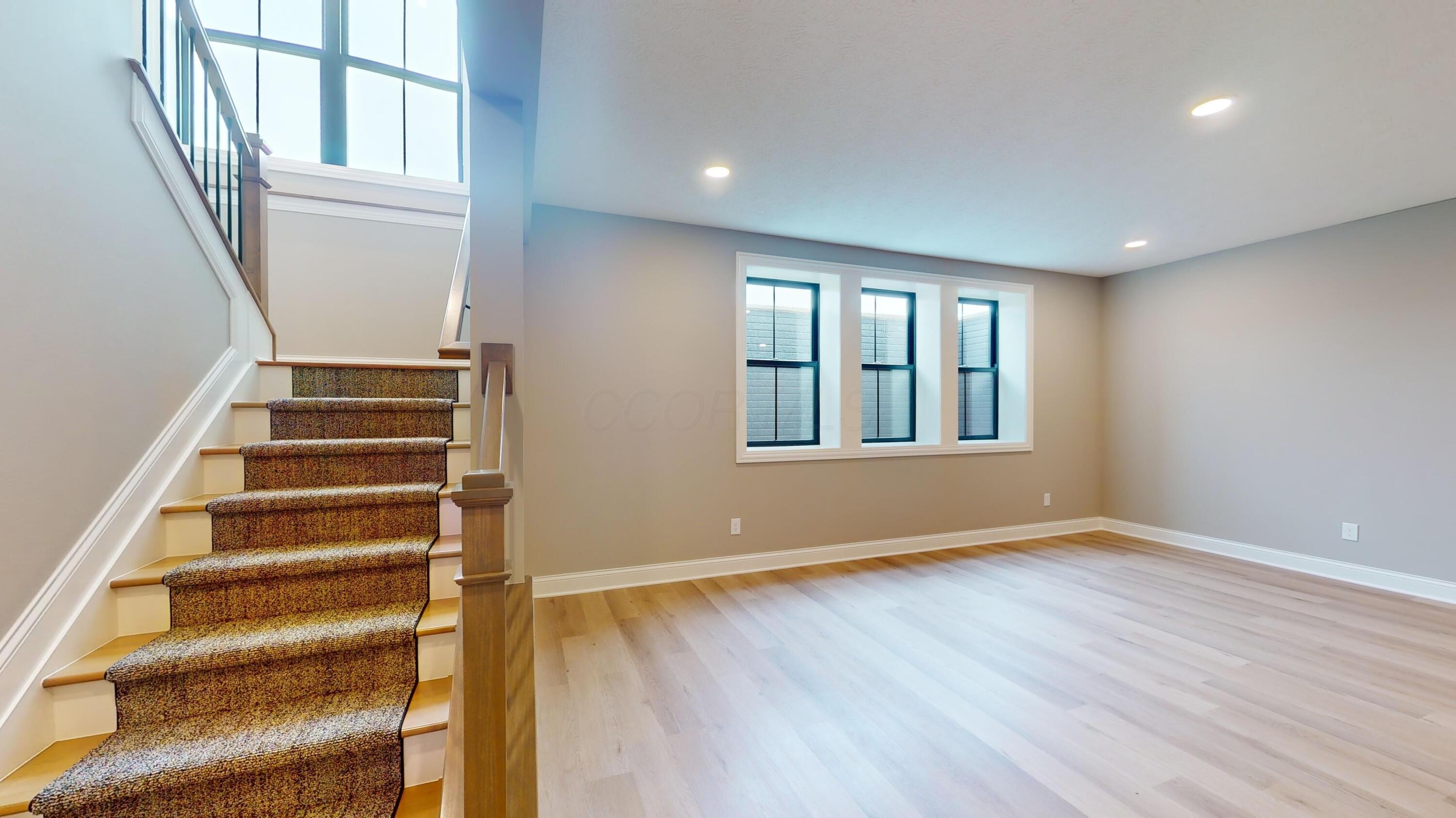 Plain City, Ohio, 43064, United States, 5 Bedrooms Bedrooms, ,5 BathroomsBathrooms,Residential,For Sale,1831910