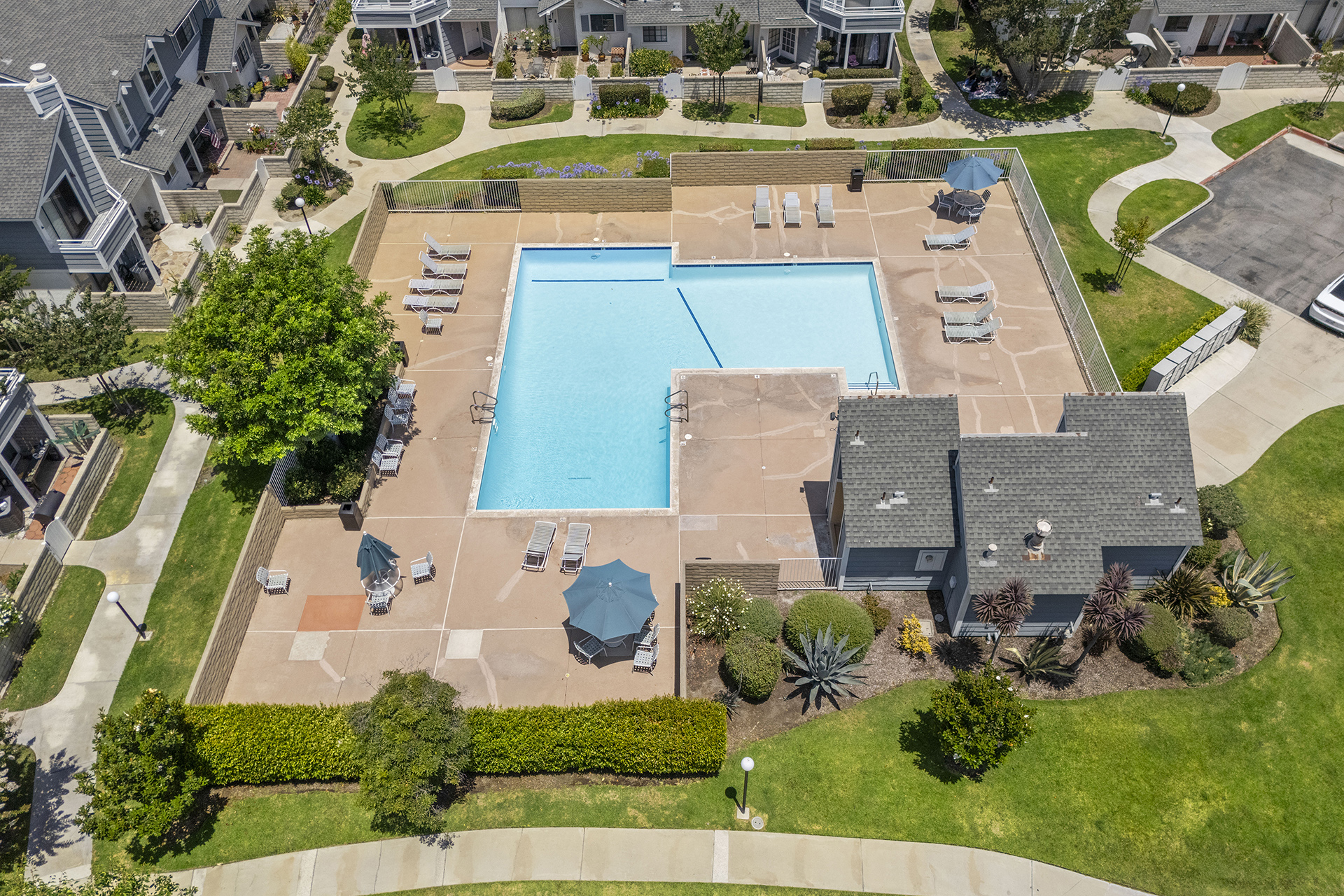 Anaheim, California, 92801, United States, 3 Bedrooms Bedrooms, ,3 BathroomsBathrooms,Residential,For Sale,1878361