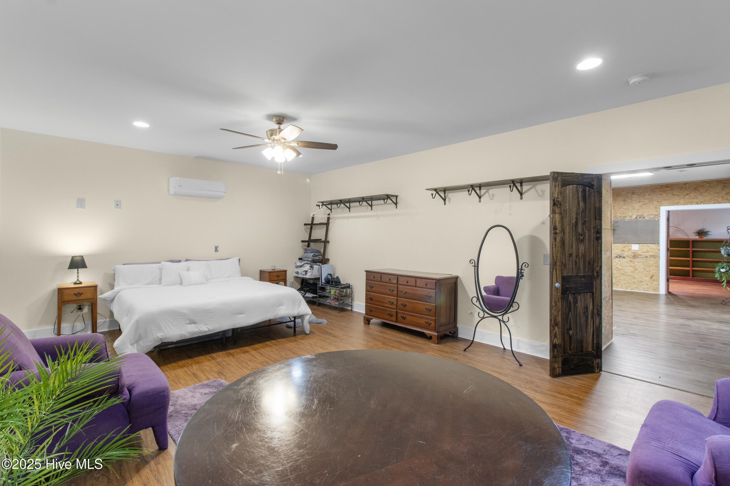 Wilmington, North Carolina, 28411, United States, 3 Bedrooms Bedrooms, ,3 BathroomsBathrooms,Residential,For Sale,1877023