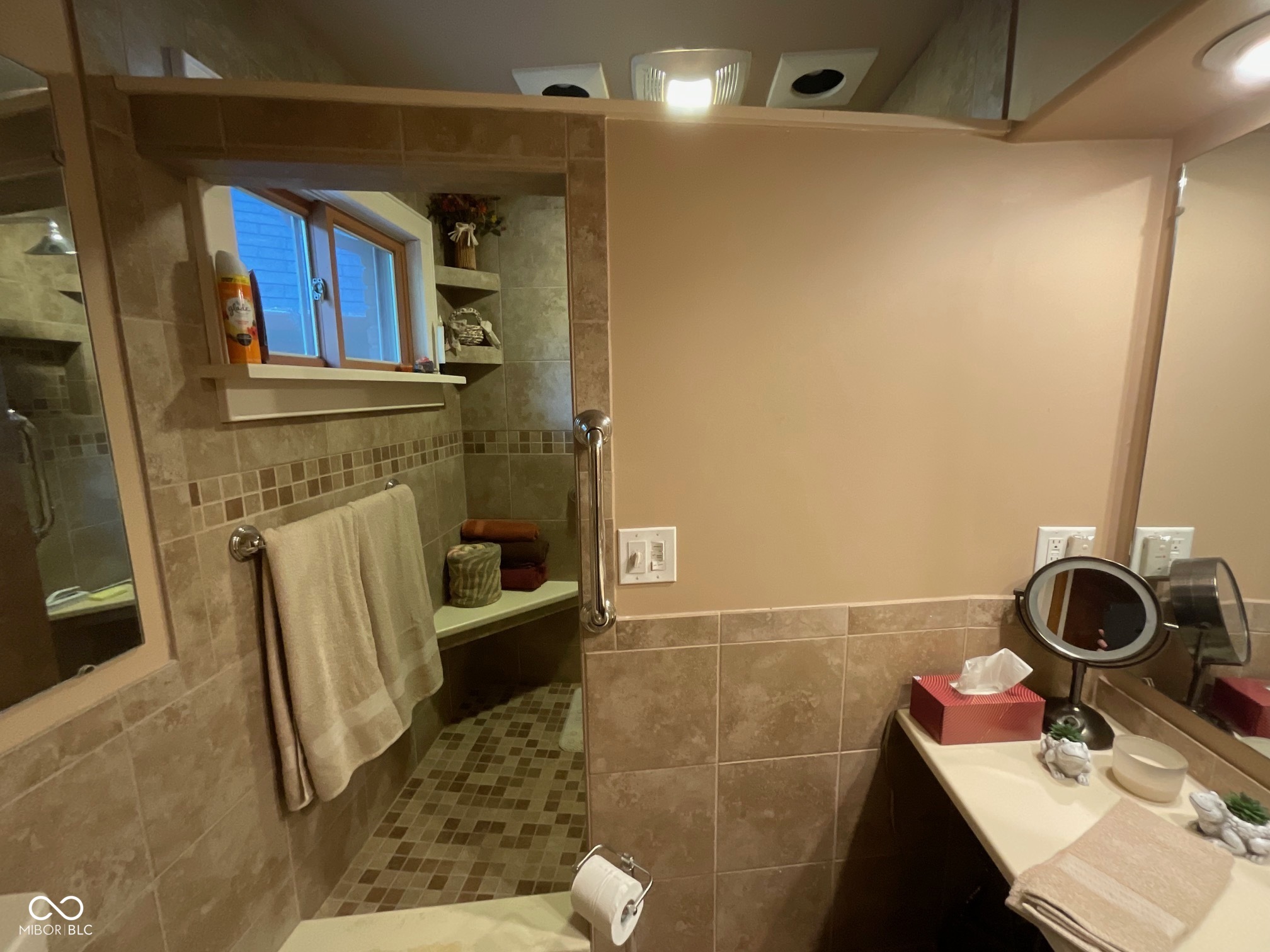 Rockville, Indiana, 47872, United States, 4 Bedrooms Bedrooms, ,2 BathroomsBathrooms,Residential,For Sale,1981136