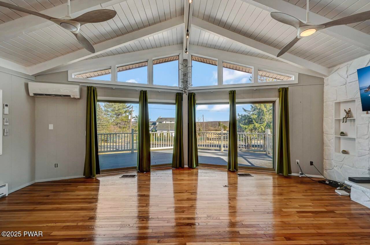 Lords Valley, Pennsylvania, 18428, United States, 4 Bedrooms Bedrooms, ,2 BathroomsBathrooms,Residential,For Sale,2005448