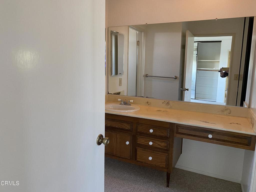 Ventura, California, 93003, United States, 4 Bedrooms Bedrooms, ,3 BathroomsBathrooms,Residential,For Sale,1947951