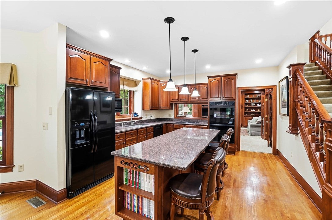 Dayton, Ohio, 45458, United States, 4 Bedrooms Bedrooms, ,5 BathroomsBathrooms,Residential,For Sale,2048387