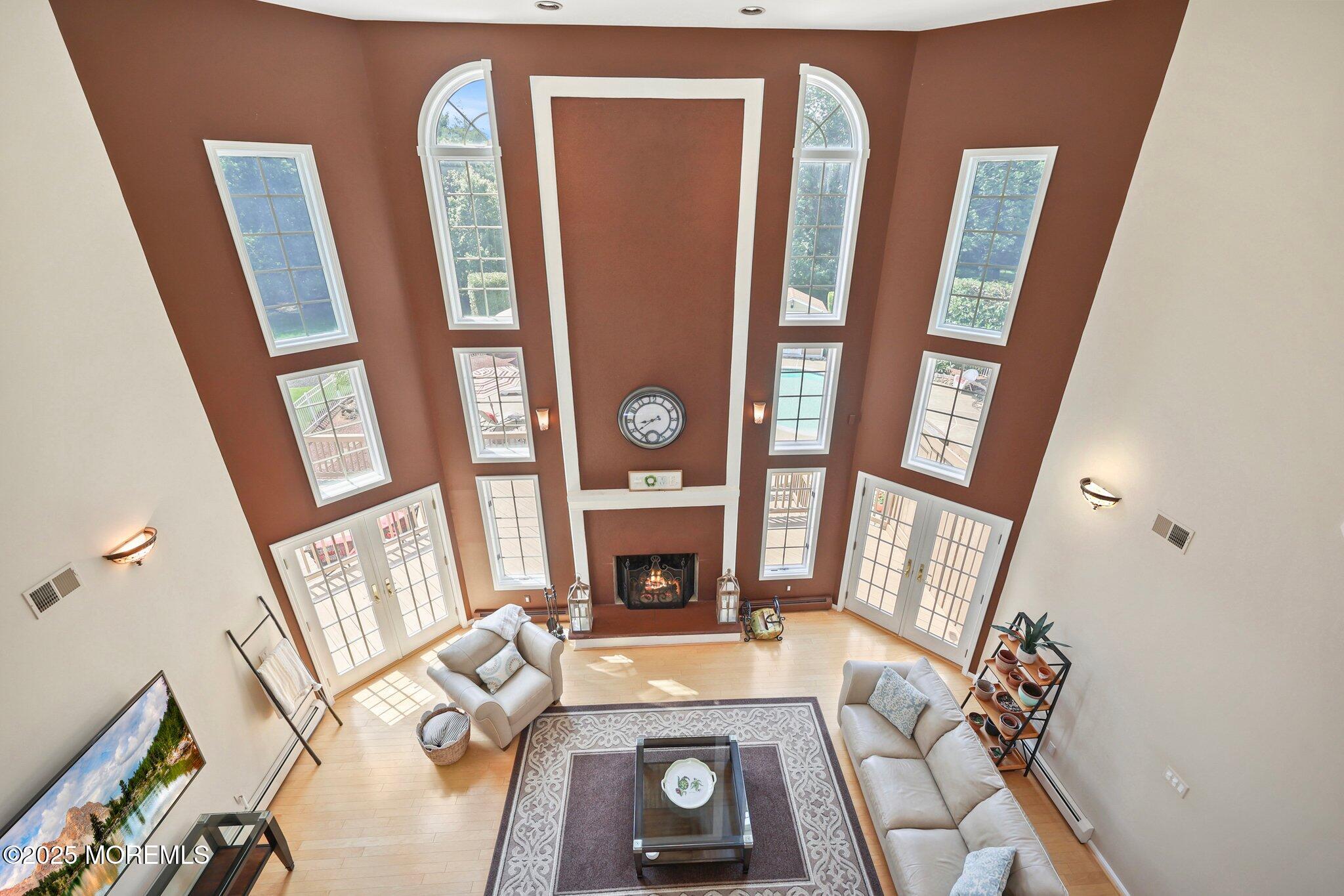 Manalapan, New Jersey, 07726, United States, 5 Bedrooms Bedrooms, ,7 BathroomsBathrooms,Residential,For Sale,1979083