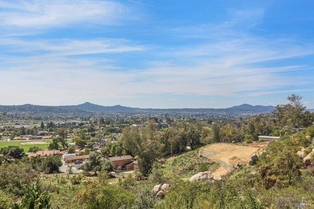 El Cajon, California, 92019, United States, 4 Bedrooms Bedrooms, ,3 BathroomsBathrooms,Residential,For Sale,2002892