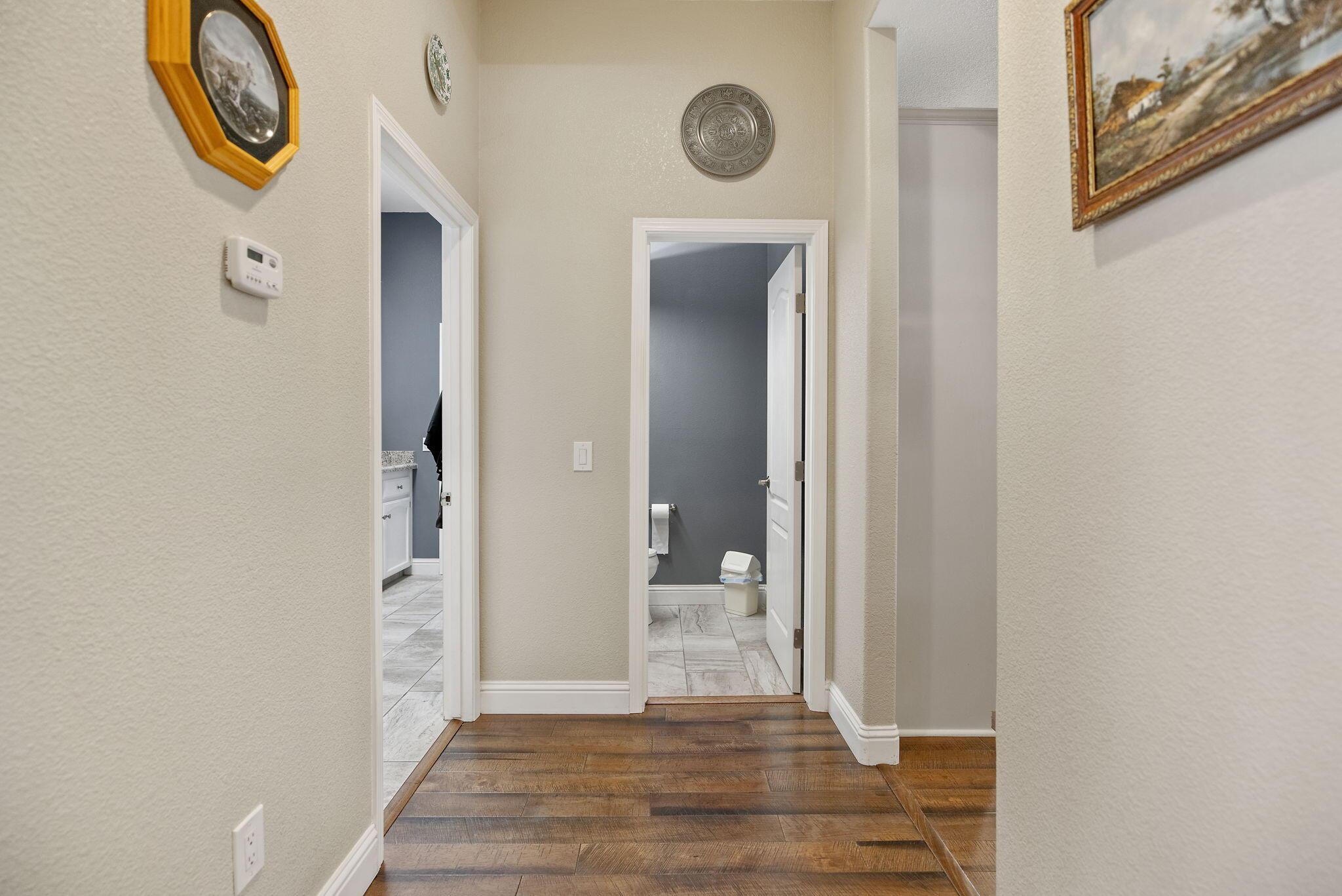 Visalia, California, 93292, United States, 4 Bedrooms Bedrooms, ,3 BathroomsBathrooms,Residential,For Sale,1977045