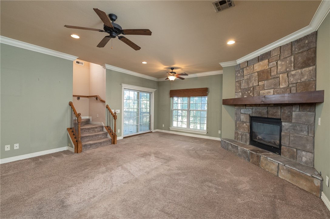 Bella Vista, Arkansas, 72715, United States, 3 Bedrooms Bedrooms, ,4 BathroomsBathrooms,Residential,For Sale,1971297