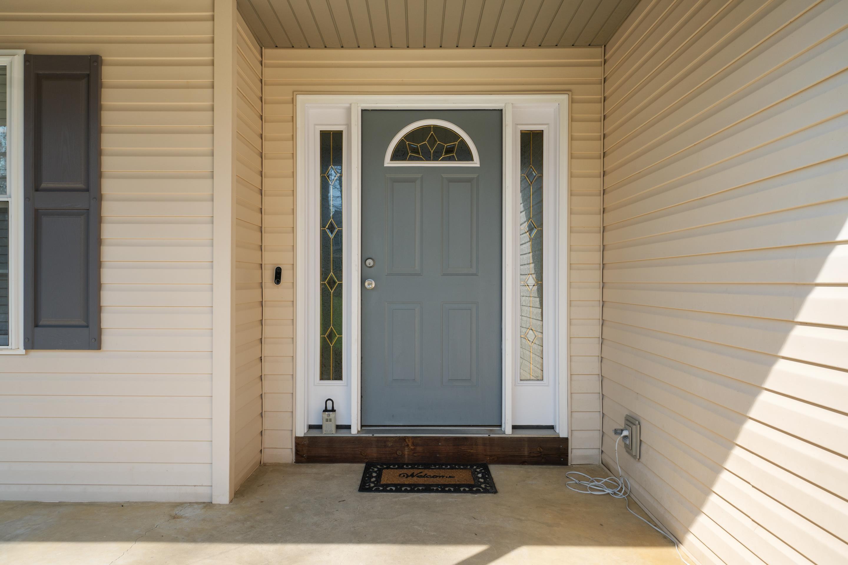 Blacksburg, Virginia, 24060, United States, 3 Bedrooms Bedrooms, ,4 BathroomsBathrooms,Residential,For Sale,1961376