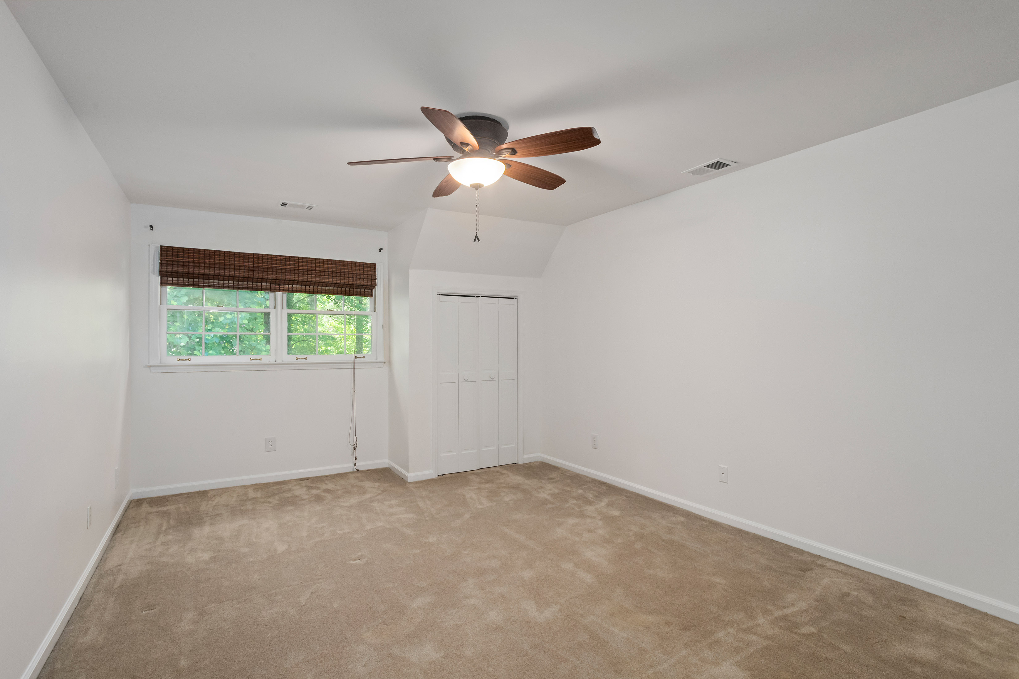  Custom-Built Brick Home with Saltwater Pool in Conyers - 物件實景