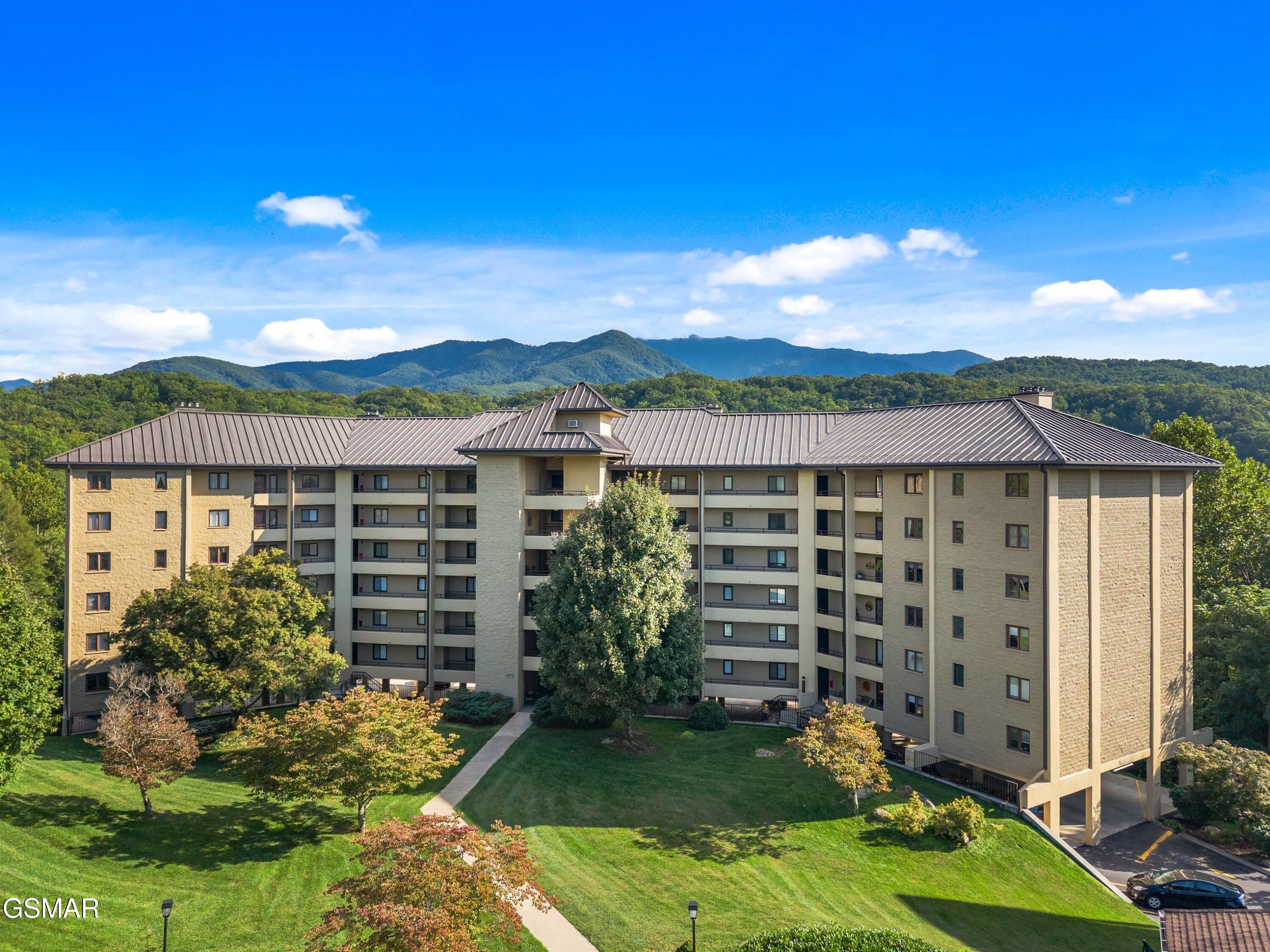 Gatlinburg, Tennessee, 37738, United States, 3 Bedrooms Bedrooms, ,2 BathroomsBathrooms,Residential,For Sale,1943047