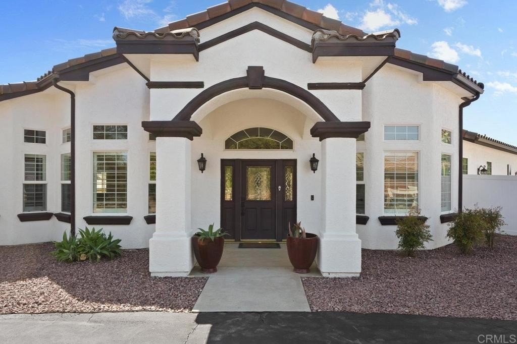 Alpine, California, 91901, United States, 4 Bedrooms Bedrooms, ,4 BathroomsBathrooms,Residential,For Sale,1905868