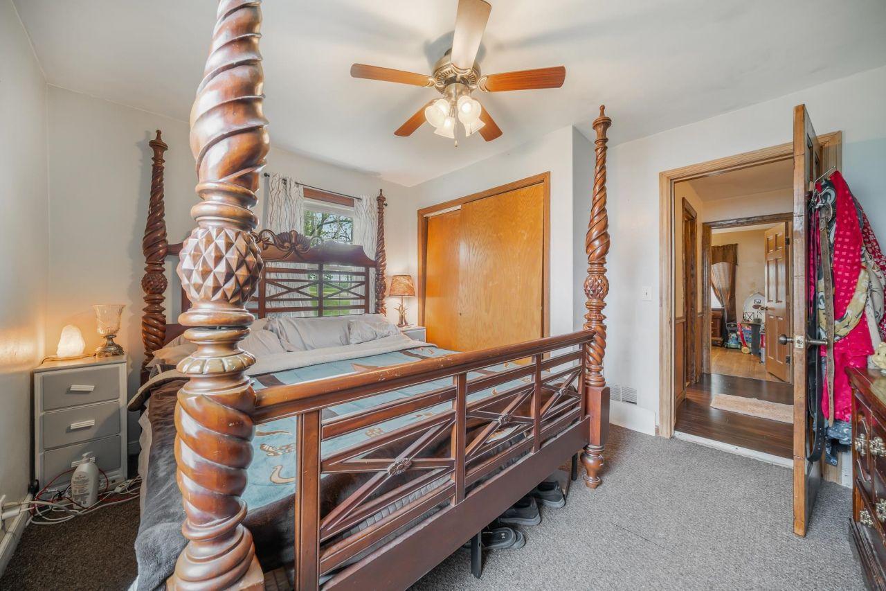 HORTONVILLE, Wisconsin, 54944, United States, 3 Bedrooms Bedrooms, ,2 BathroomsBathrooms,Residential,For Sale,1827520