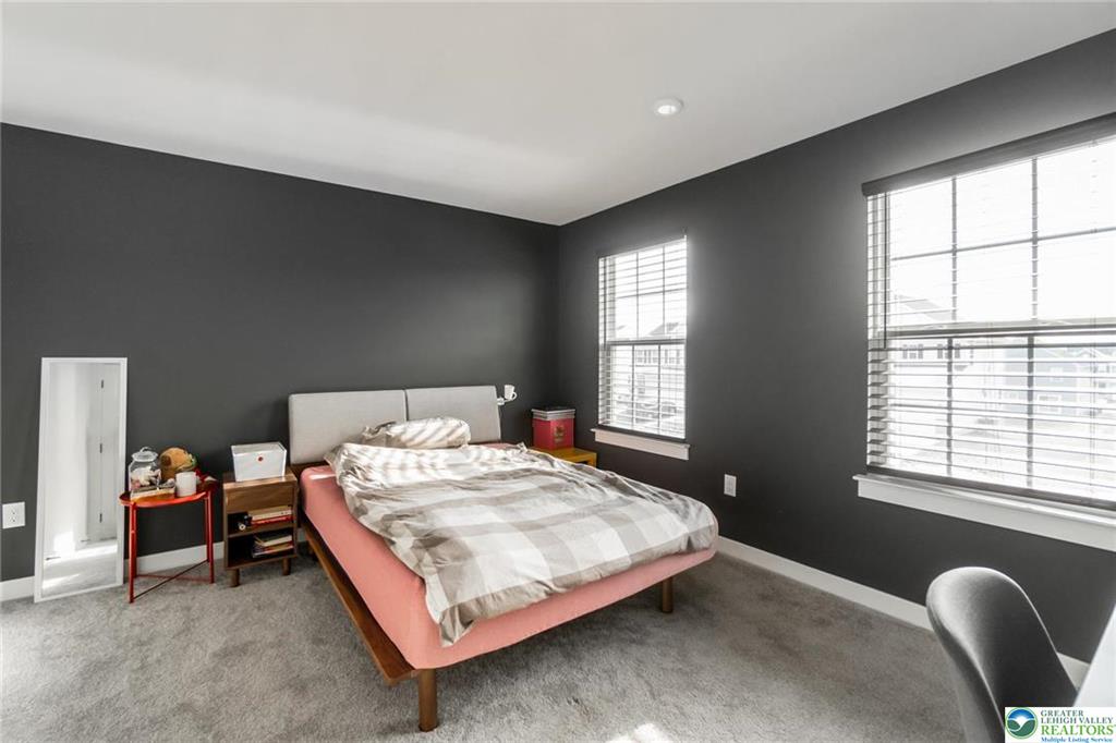 Catasauqua, Pennsylvania, 18032, United States, 5 Bedrooms Bedrooms, ,5 BathroomsBathrooms,Residential,For Sale,2008861