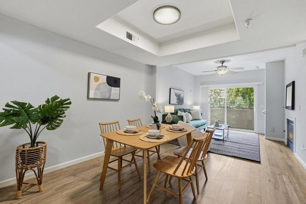 San Jose, California, 95136, United States, 2 Bedrooms Bedrooms, ,3 BathroomsBathrooms,Residential,For Sale,1987306