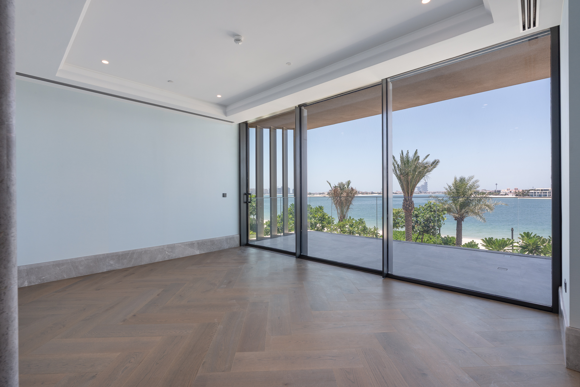  Stunning Villa in Prime Beachfront Location - 物件實景
