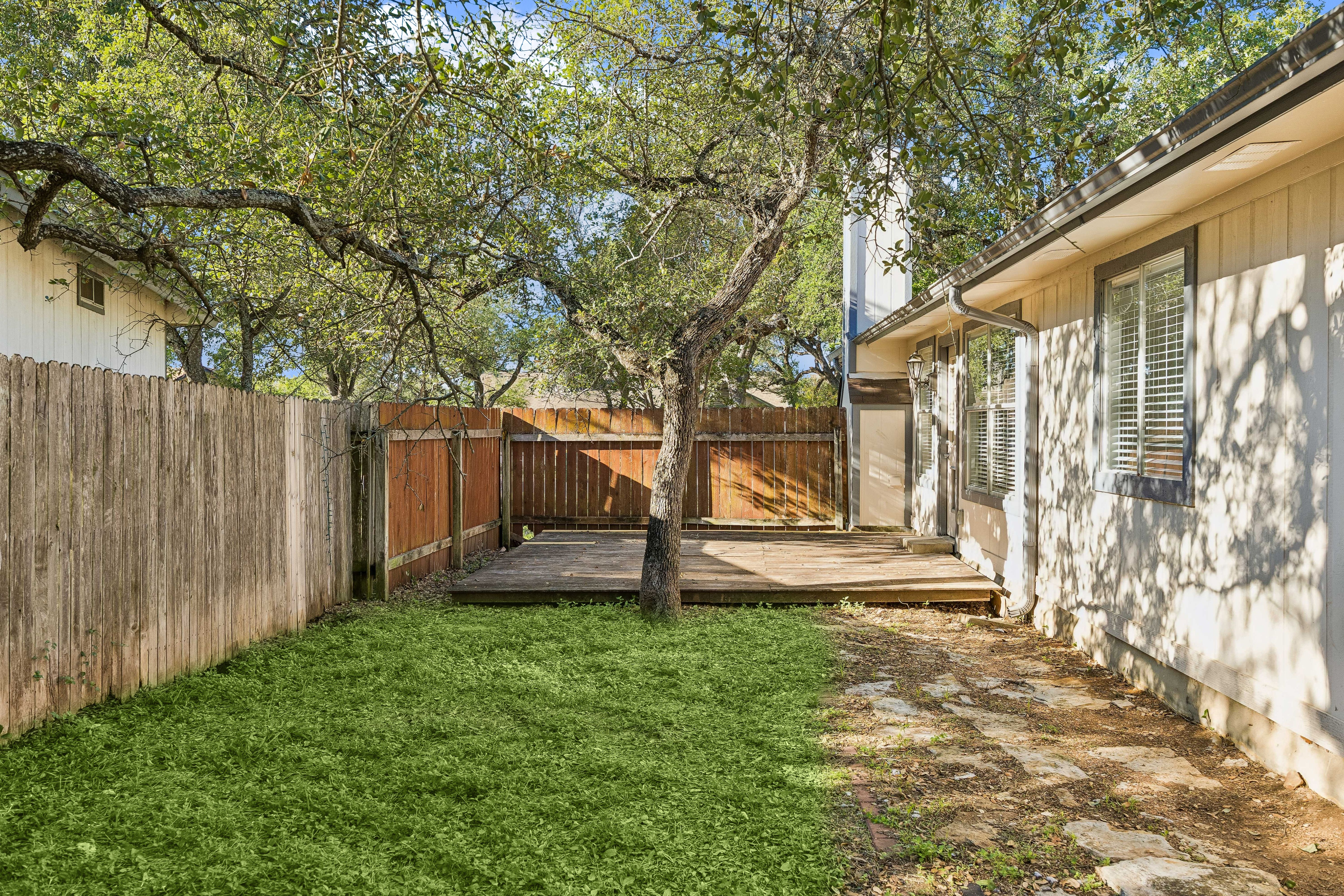  Adorable, Well Maintained with Open Floor Plan - 物件實景