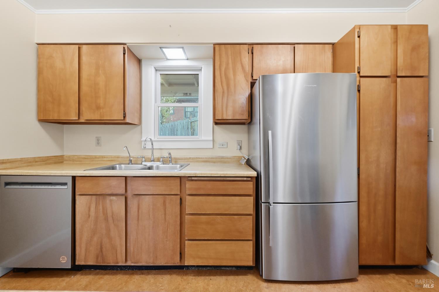 Fairfax, California, 94930, United States, 2 Bedrooms Bedrooms, ,2 BathroomsBathrooms,Residential,For Sale,1989097