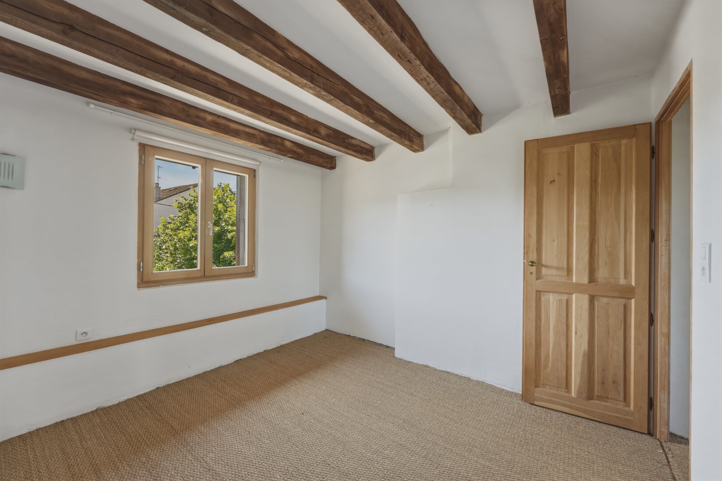  Filly Hamlet – Beautifully Renovated Character Home Between Lake Geneva and the… - 物件實景