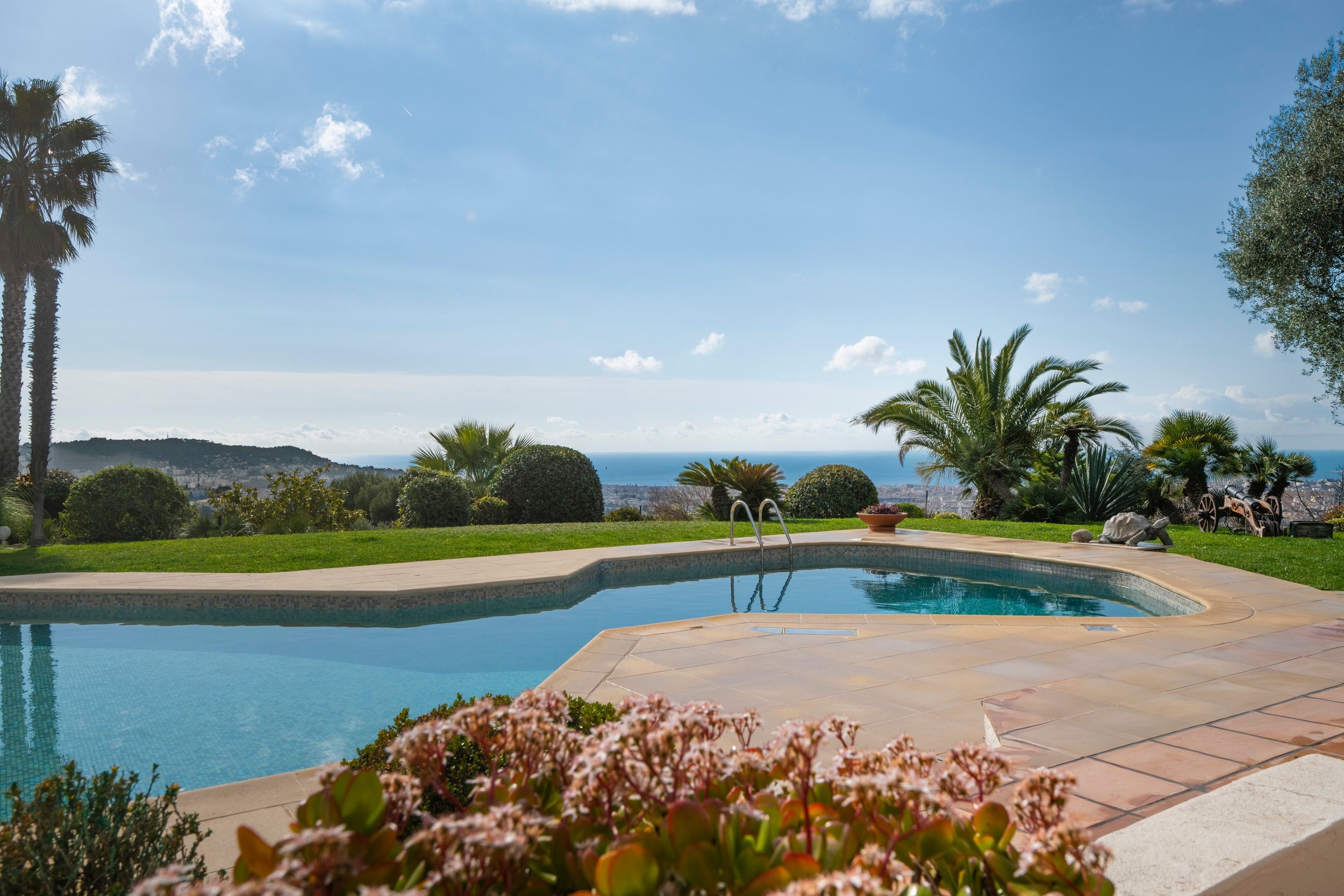  Nice Gairaut luxury villa with panoramic sea views and 4,850 sqm grounds - 物件實景