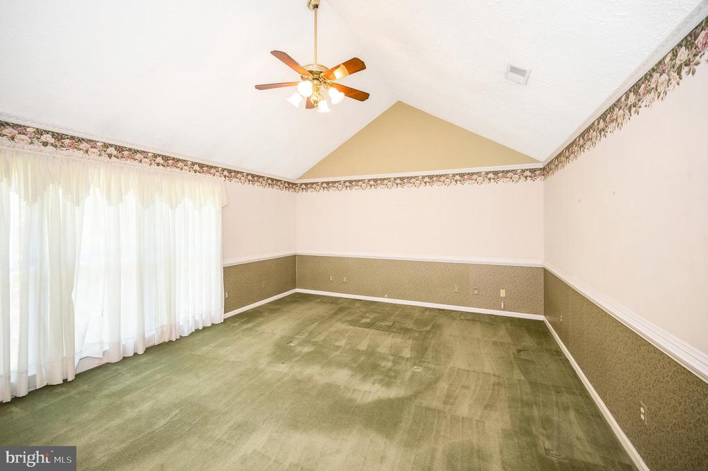 Woodbridge, Virginia, 22192, United States, 3 Bedrooms Bedrooms, ,3 BathroomsBathrooms,Residential,For Sale,1921378