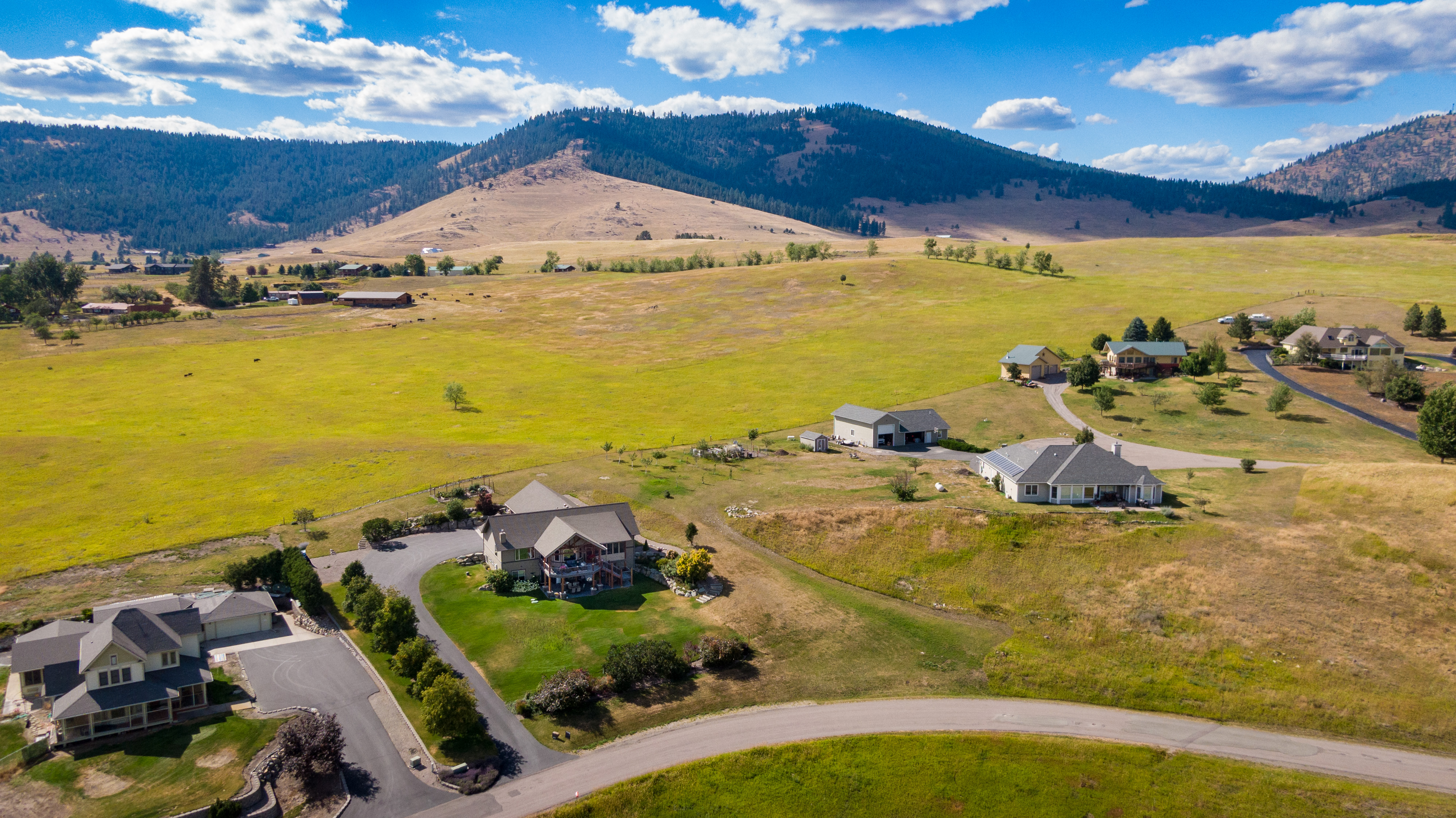 Polson, Montana, 59860, United States, 4 Bedrooms Bedrooms, ,4 BathroomsBathrooms,Residential,For Sale,1900793