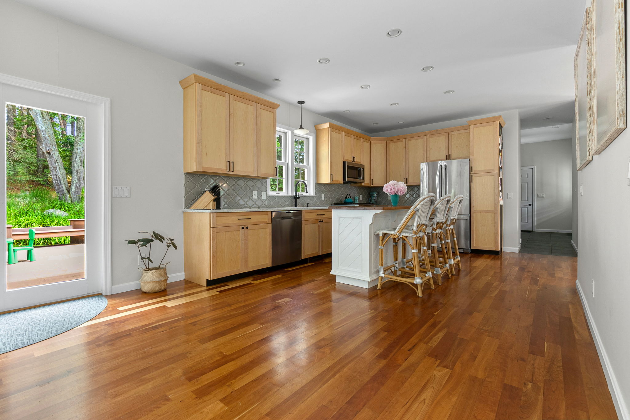  56 Jewett St, Georgetown, MA, 01833 - 物件實景