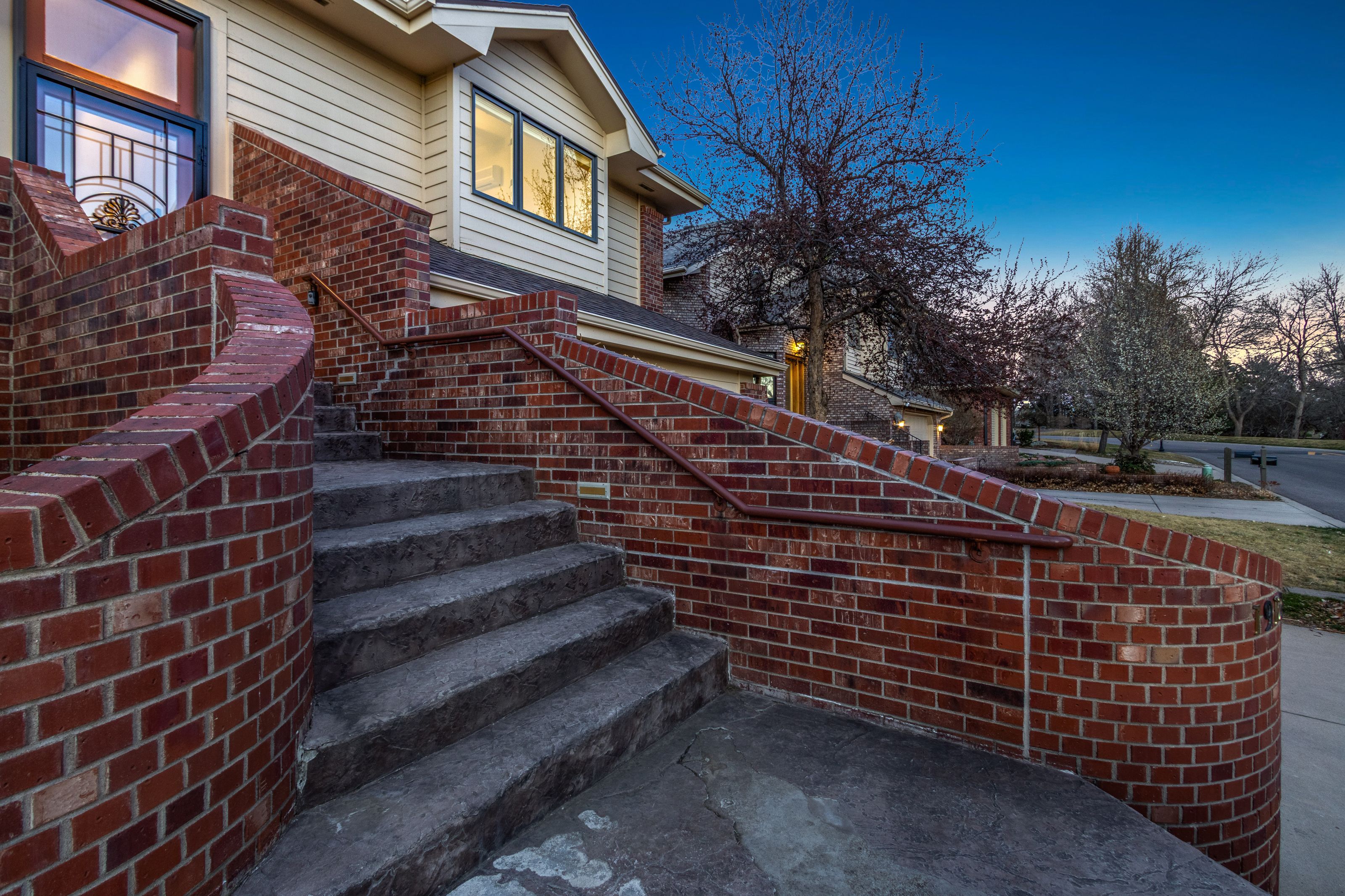  Cottonwood Pointe Home Tucked Along the 9th Fairway of Fort Collins Country Club - 物件實景