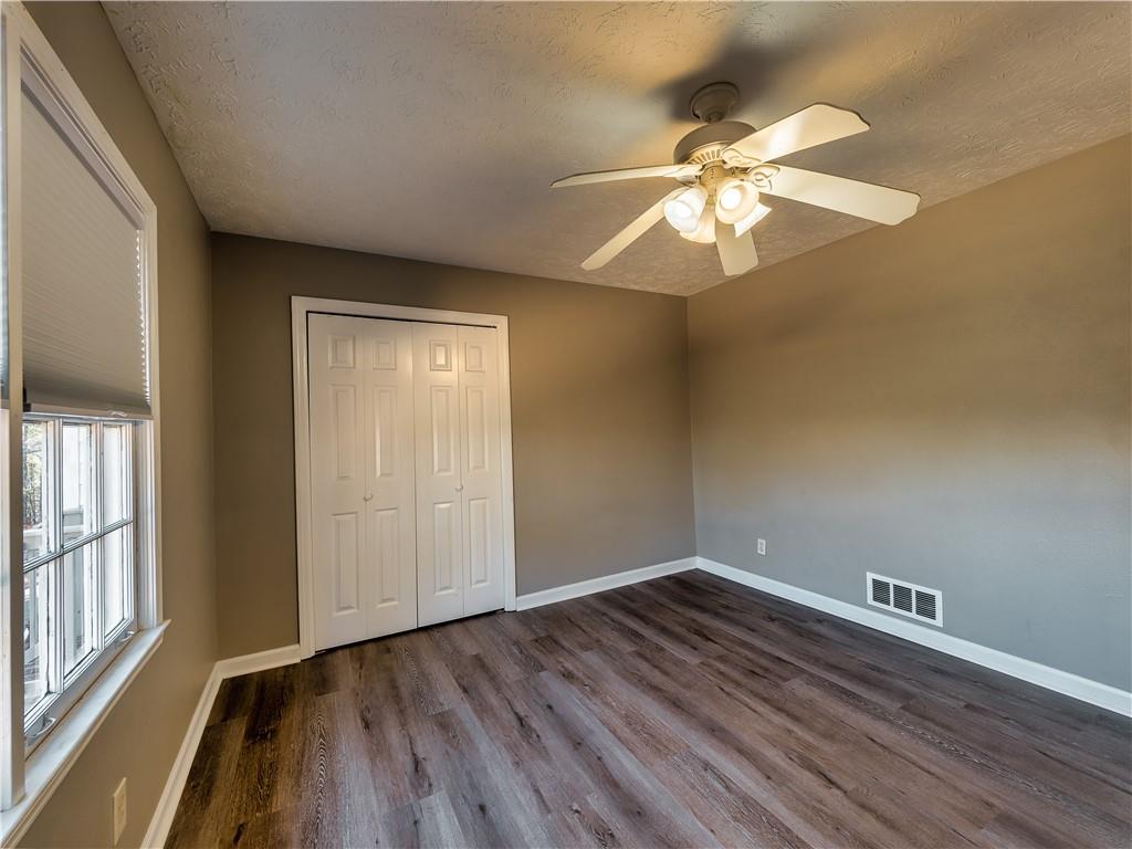 Woodstock, Georgia, 30188, United States, 4 Bedrooms Bedrooms, ,3 BathroomsBathrooms,Residential,For Sale,1974094