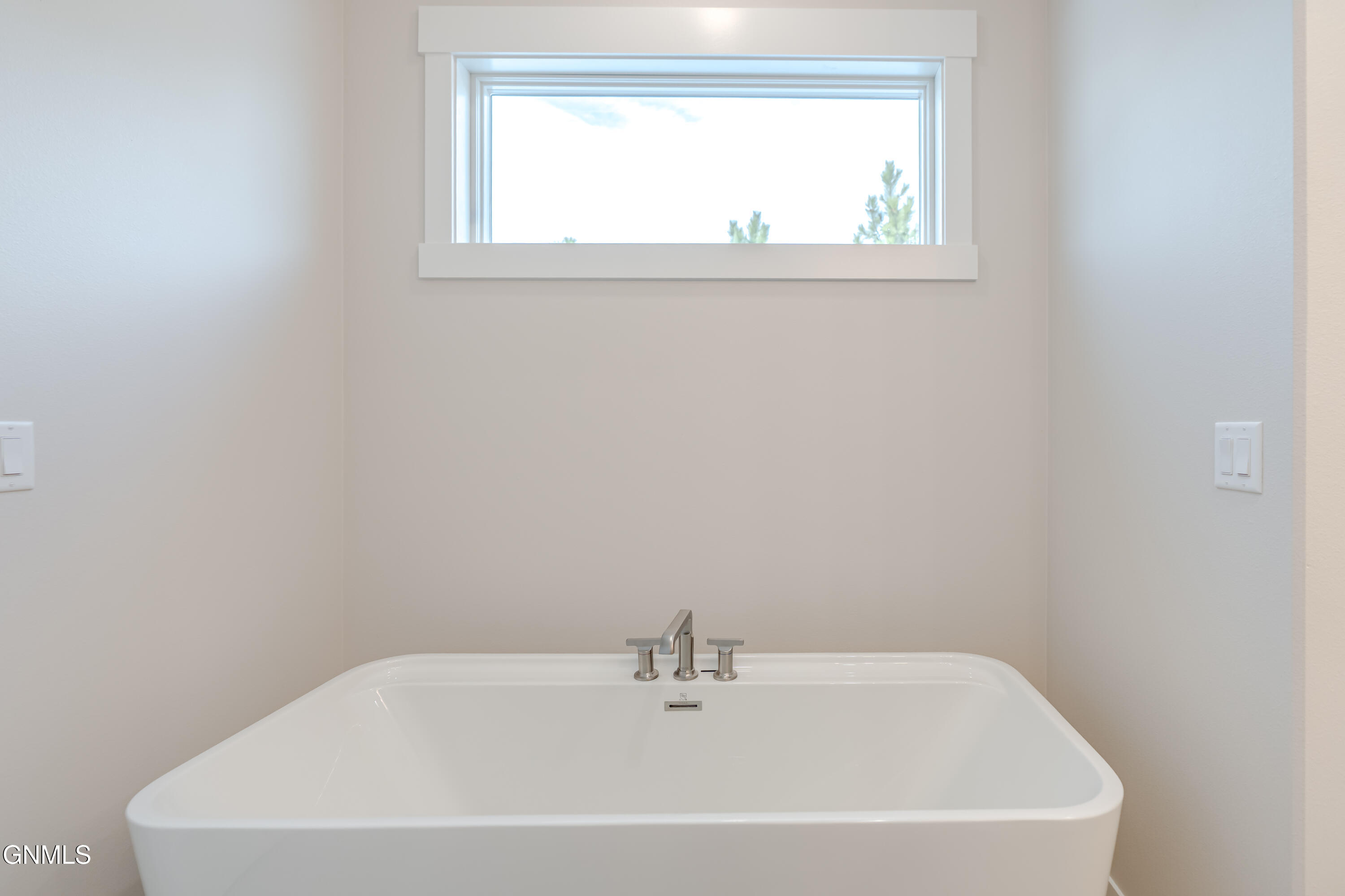 Bismarck, North Dakota, 58504, United States, 3 Bedrooms Bedrooms, ,3 BathroomsBathrooms,Residential,For Sale,2032789