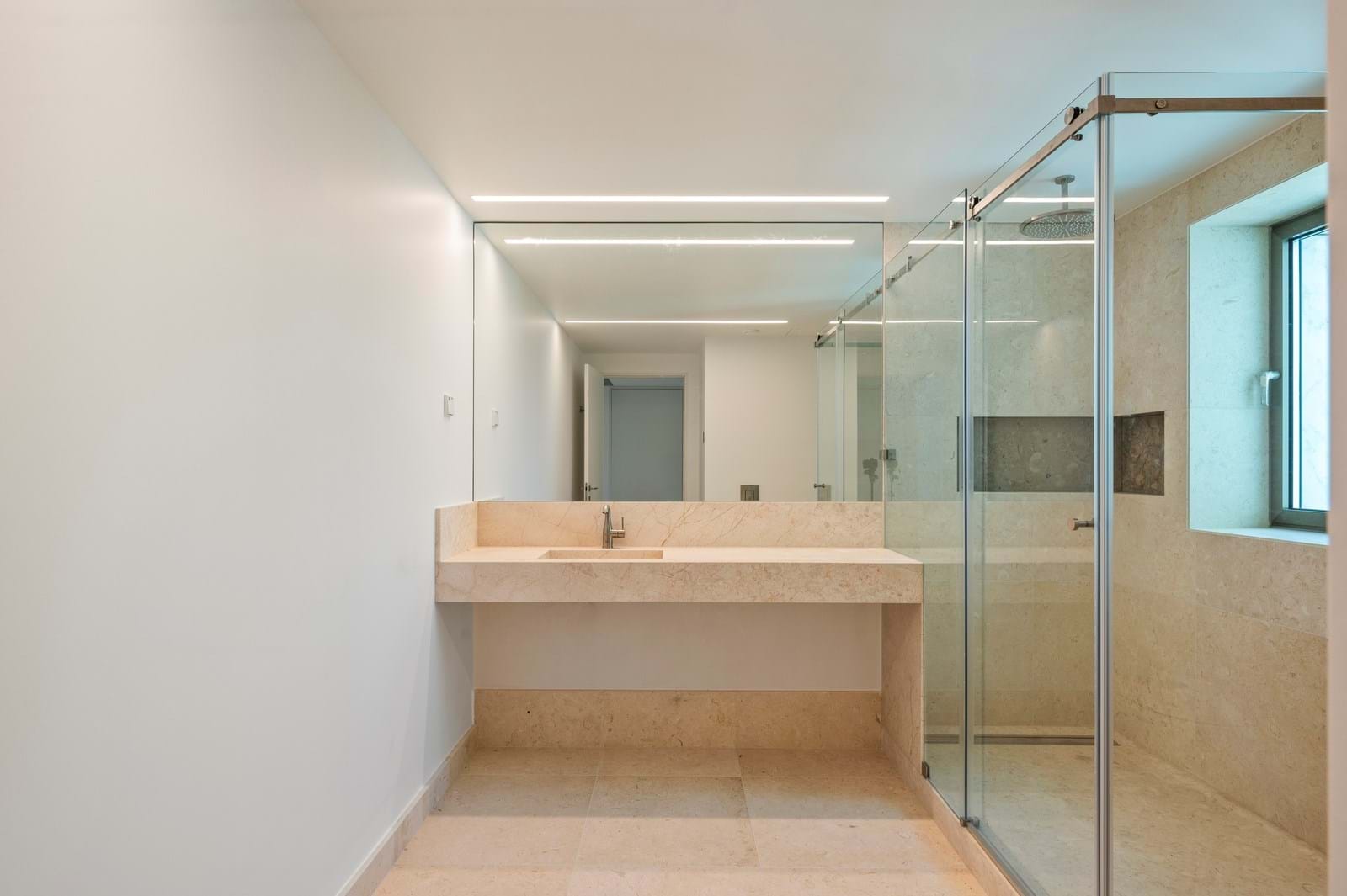 Lisboa, Lisbon, 1700-093, PT, 3 Bedrooms Bedrooms, ,3 BathroomsBathrooms,Residential,For Sale,1829446