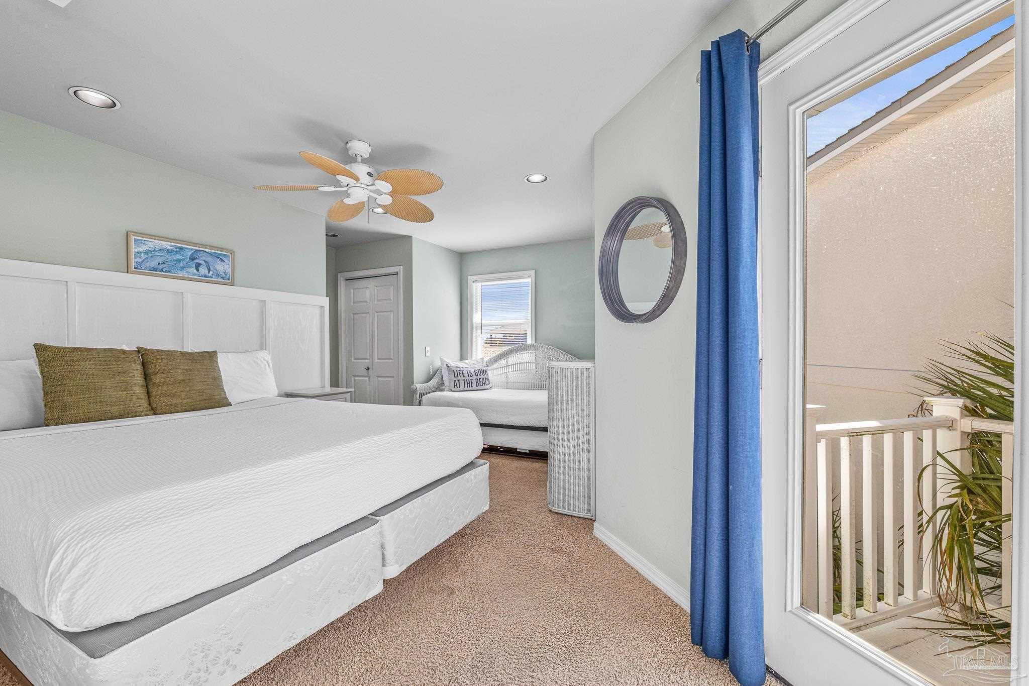 Navarre, Florida, 32566, United States, 5 Bedrooms Bedrooms, ,4 BathroomsBathrooms,Residential,For Sale,1980284