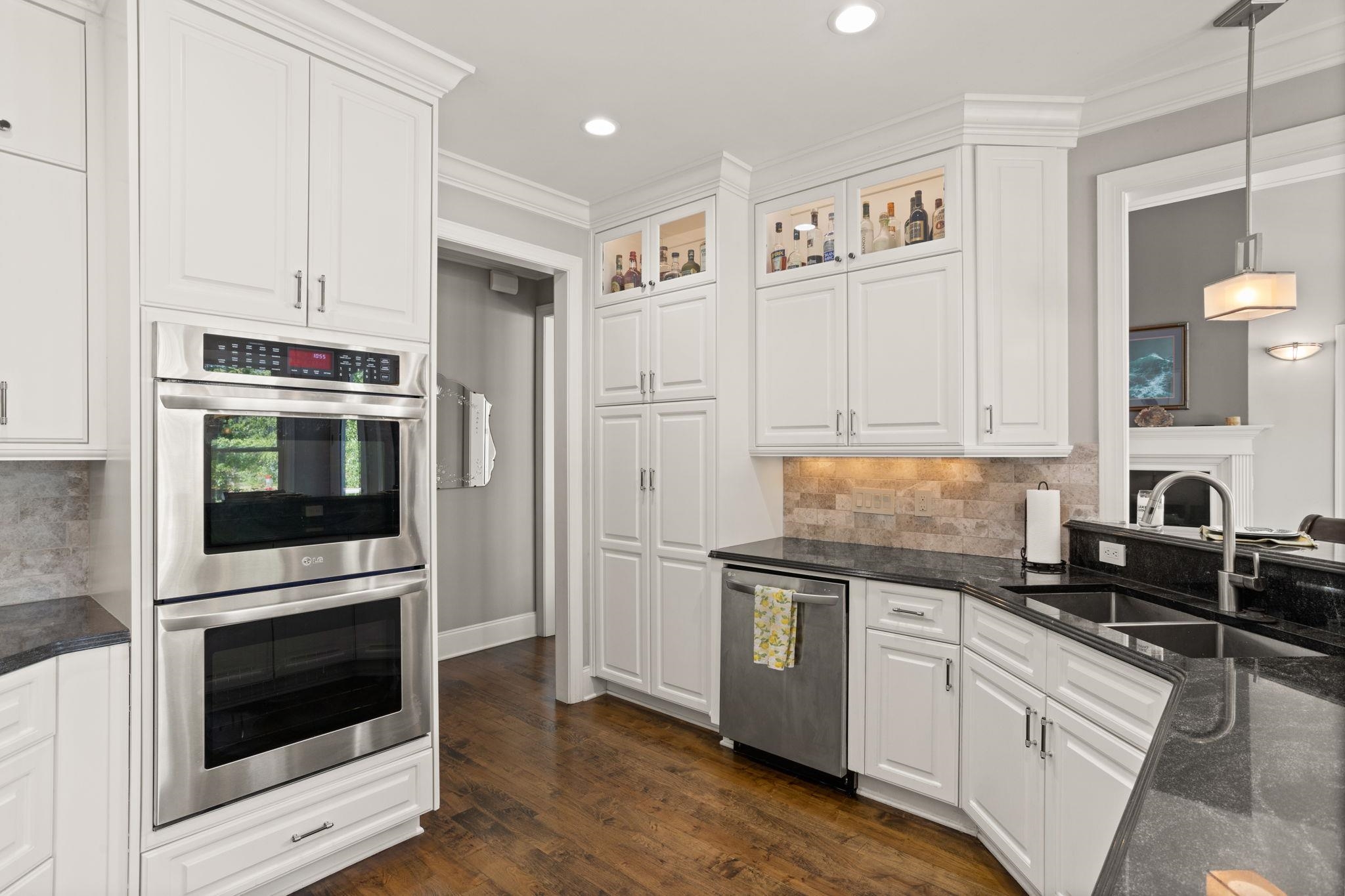 Ninety Six, South Carolina, 29666, United States, 4 Bedrooms Bedrooms, ,4 BathroomsBathrooms,Residential,For Sale,1792432